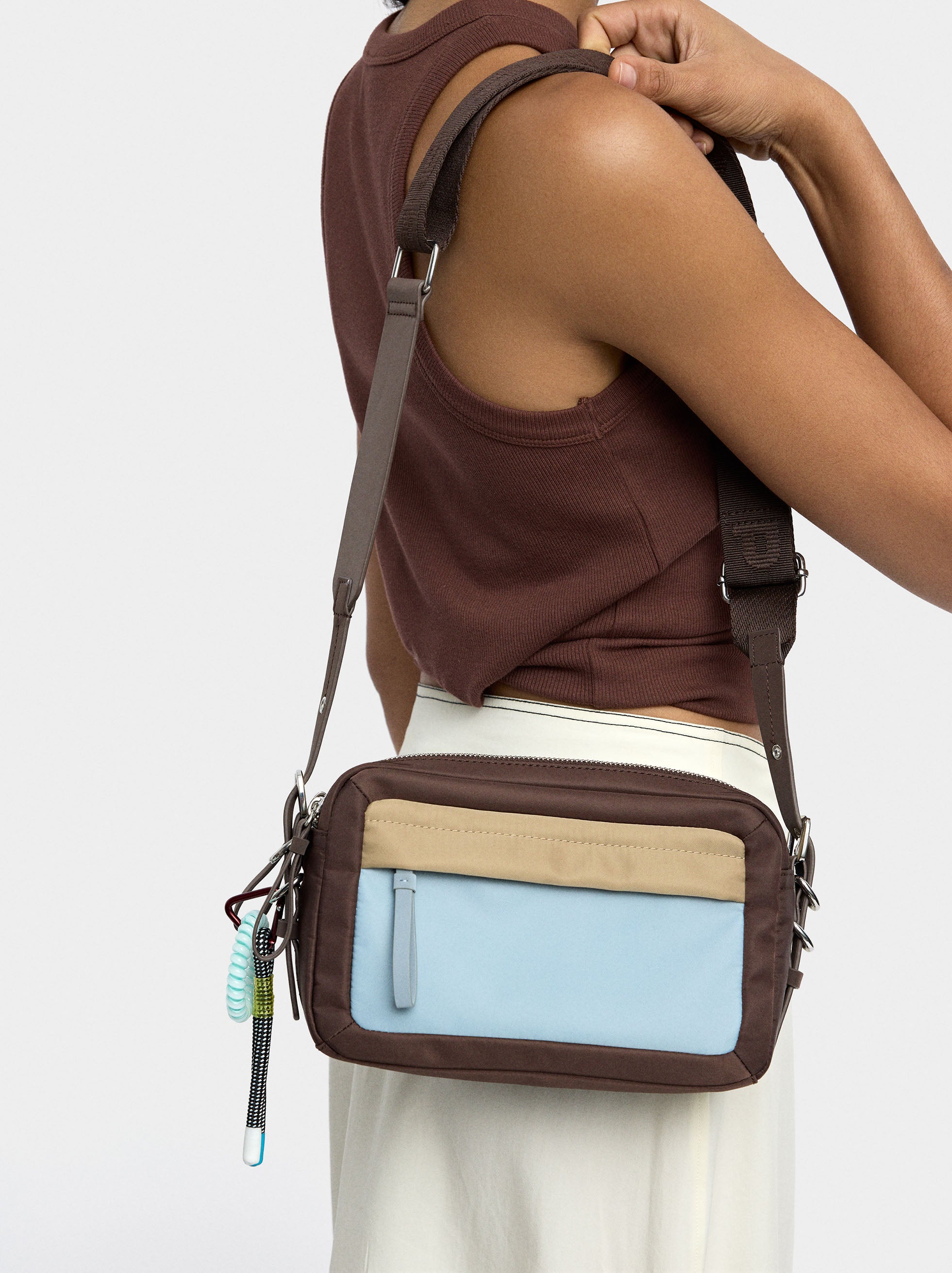 Bolso Bandolera De Nylon