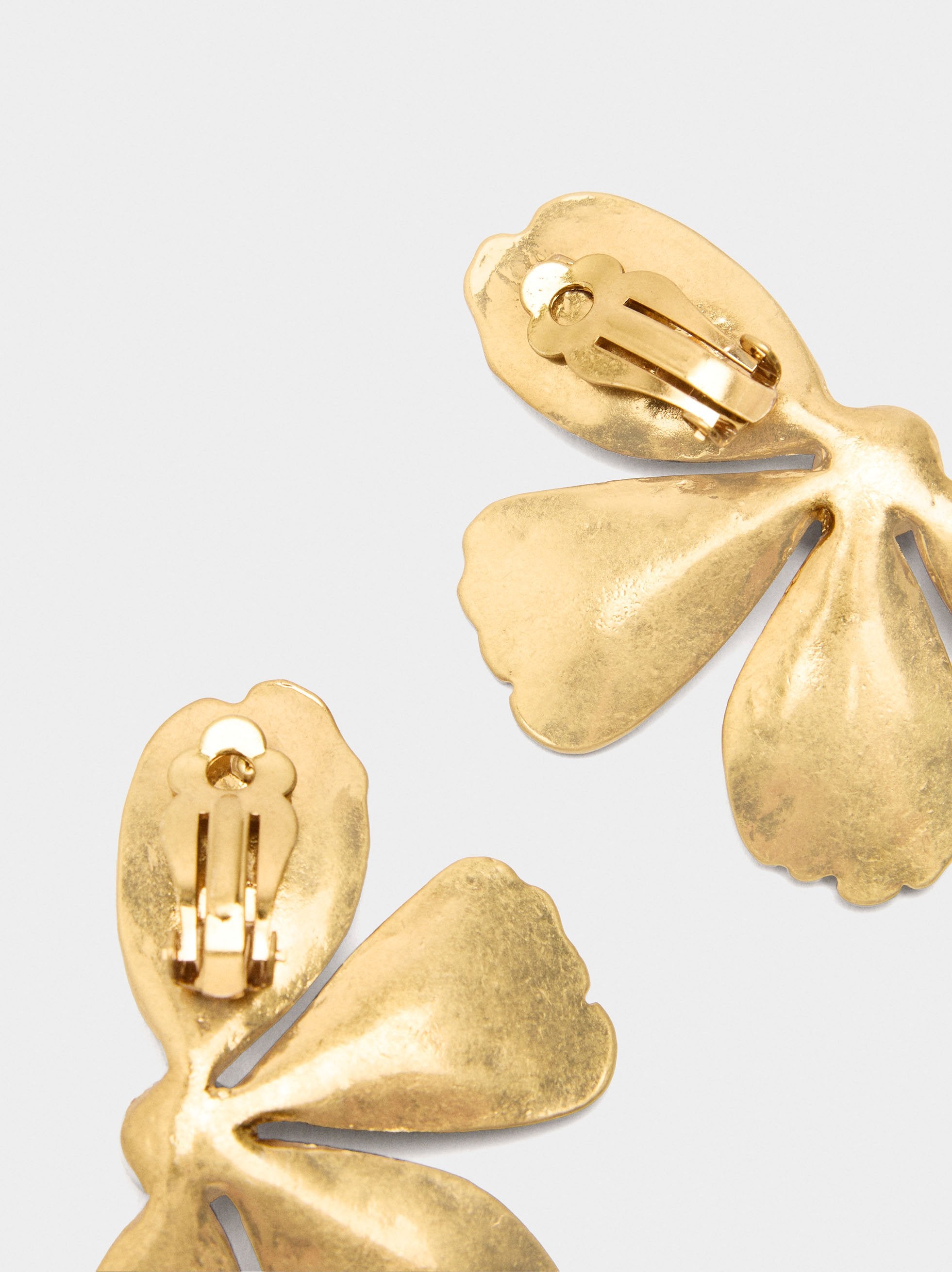 Pendientes Media Flor Con Piedra