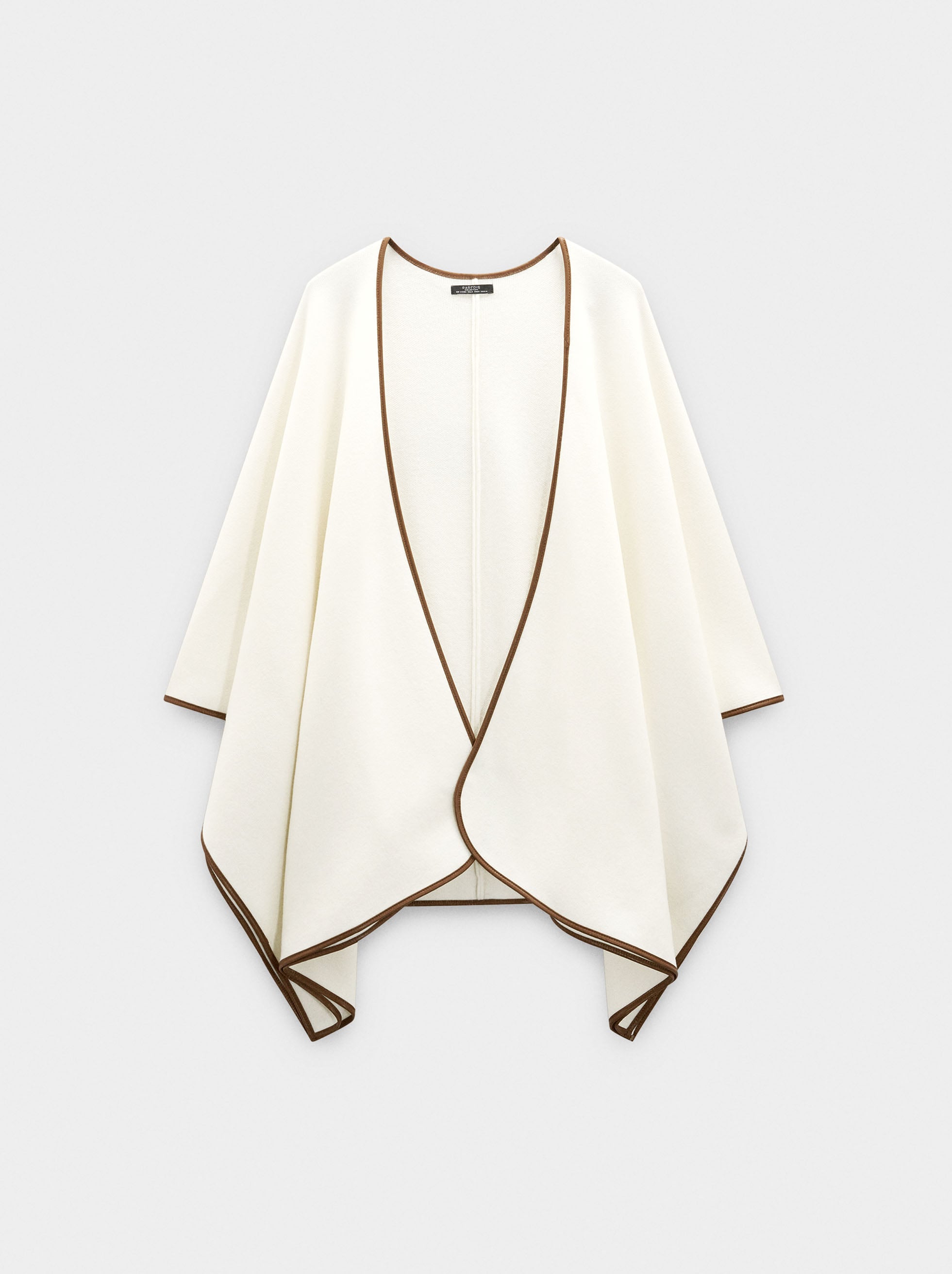 Poncho De Punto Con Detalle De Costura