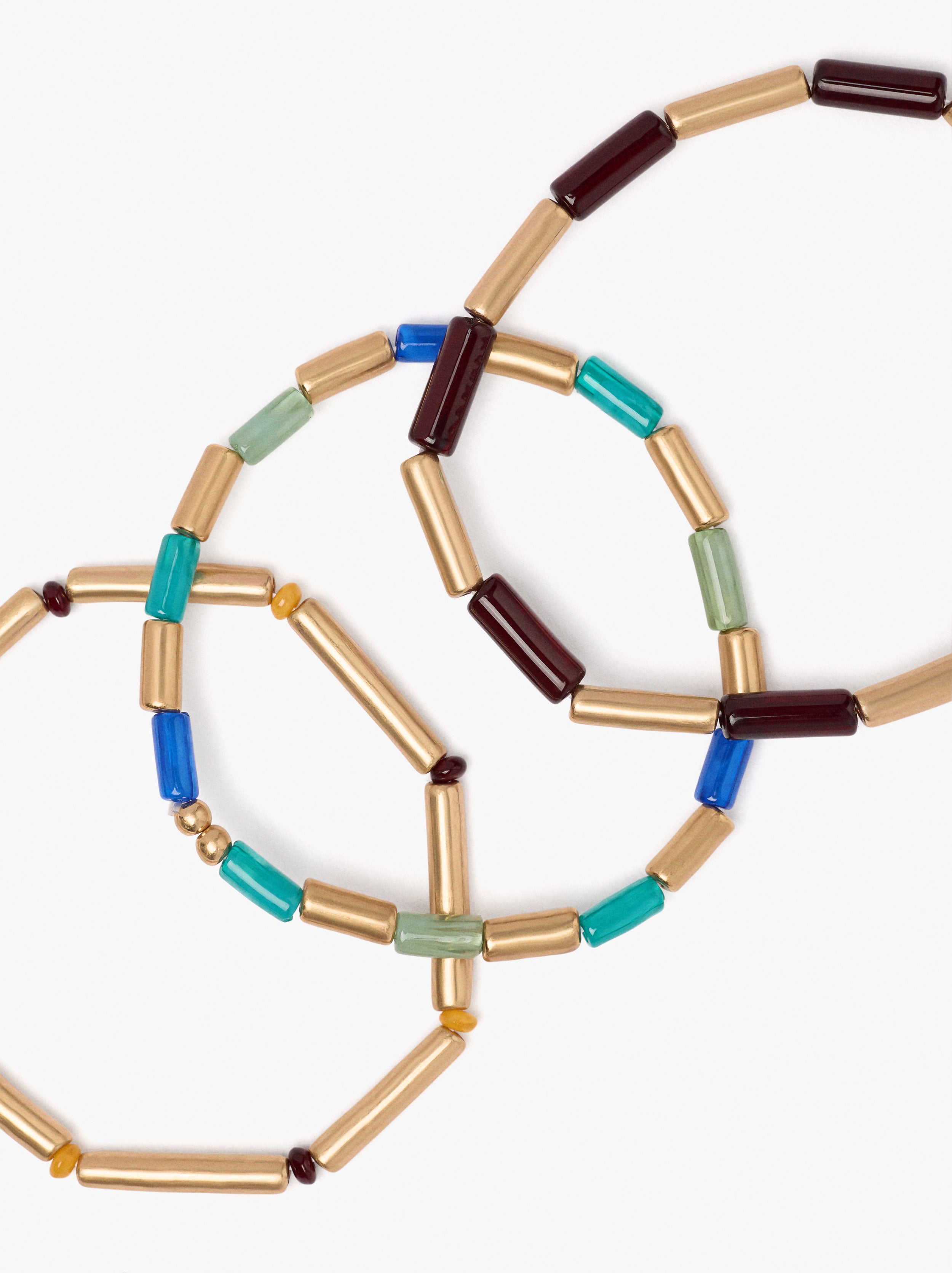 Set De Pulseras Elásticas Con Resina