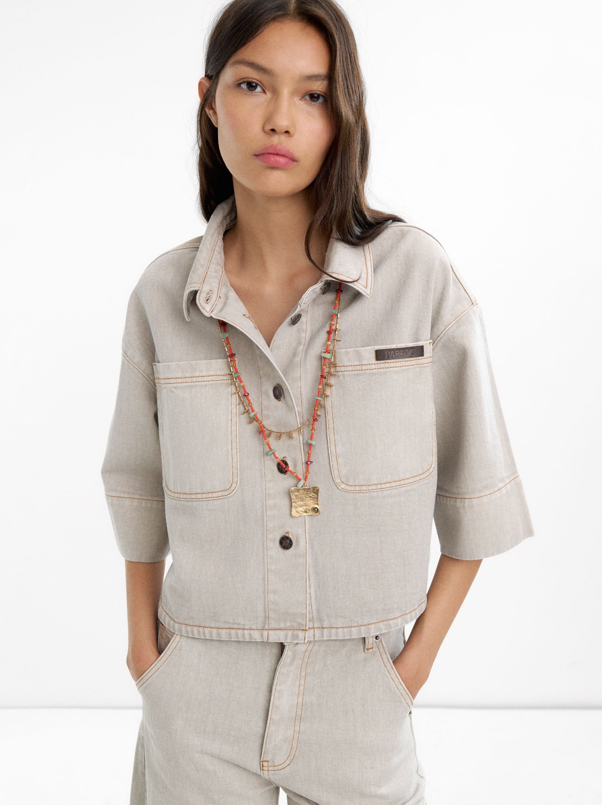 Camisa Denim Con Bolsillos