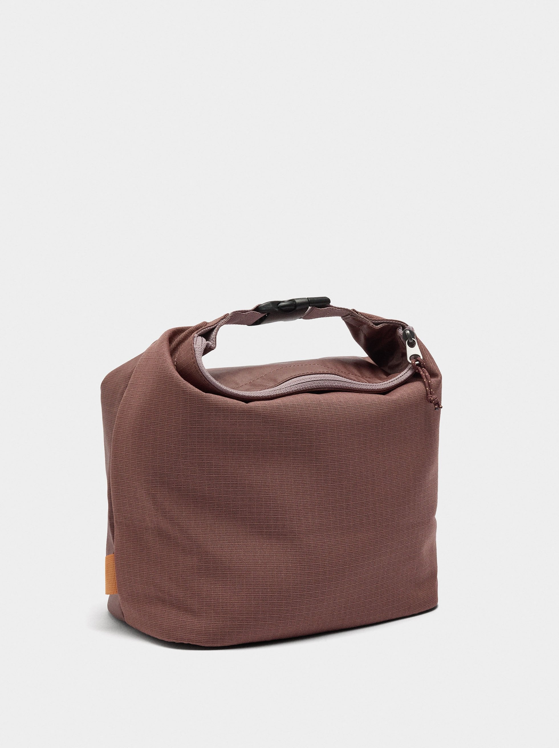 Neceser De Nylon Con Textura