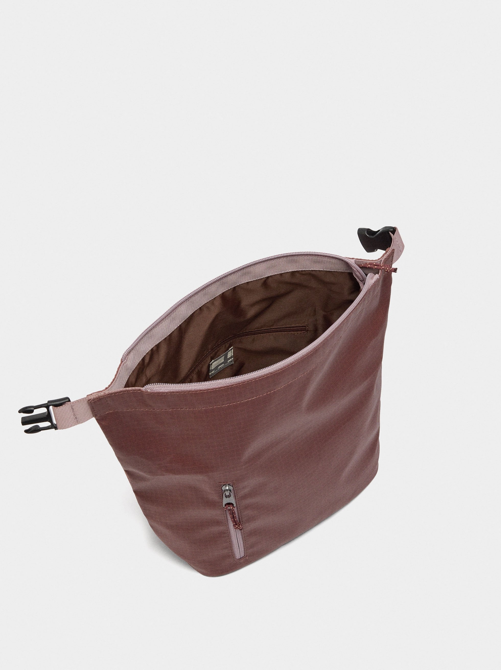 Neceser De Nylon Con Textura