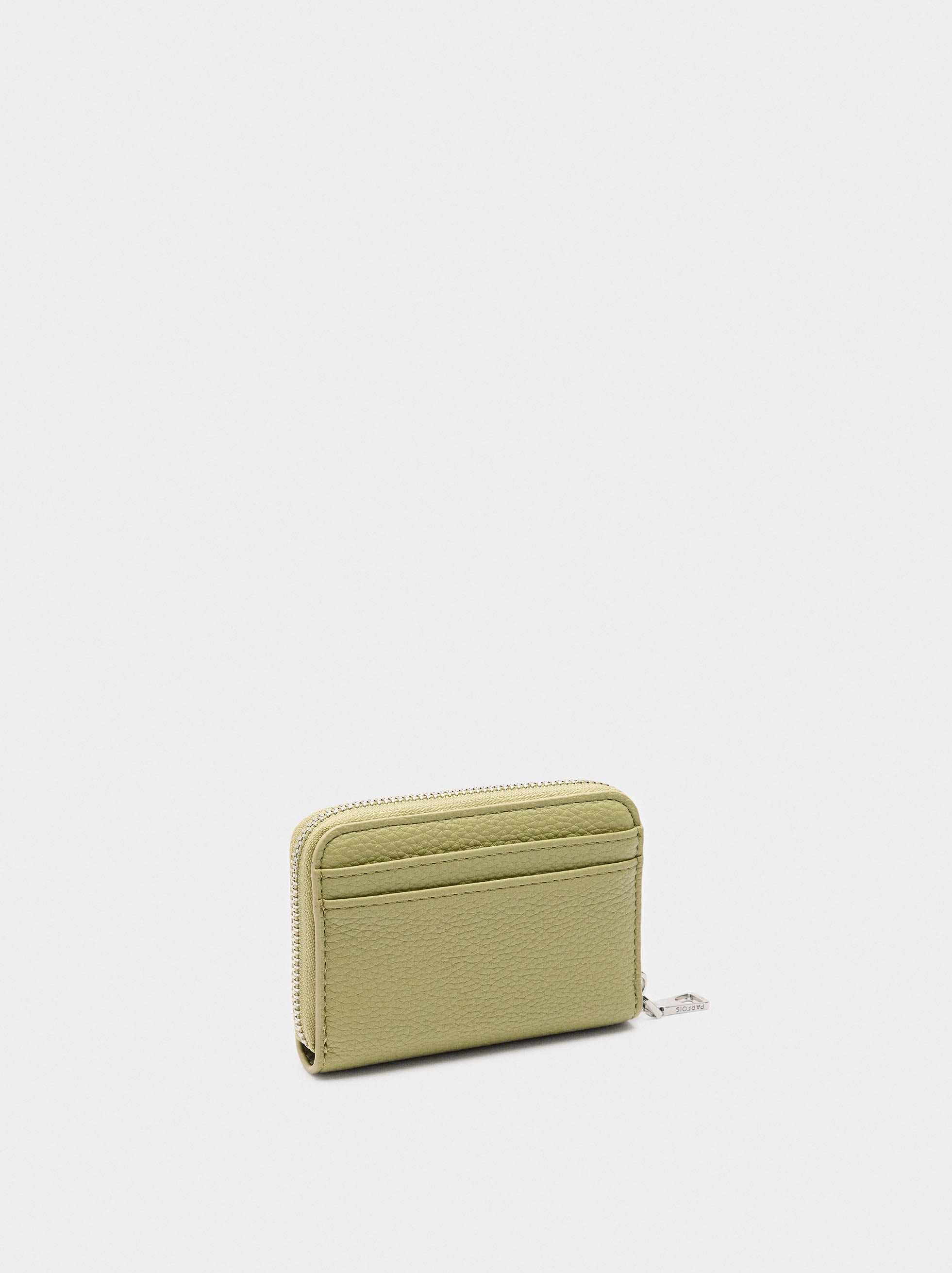 Cartera Básica Con Textura