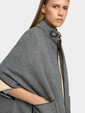 Poncho De Punto Con Detalle De Costura