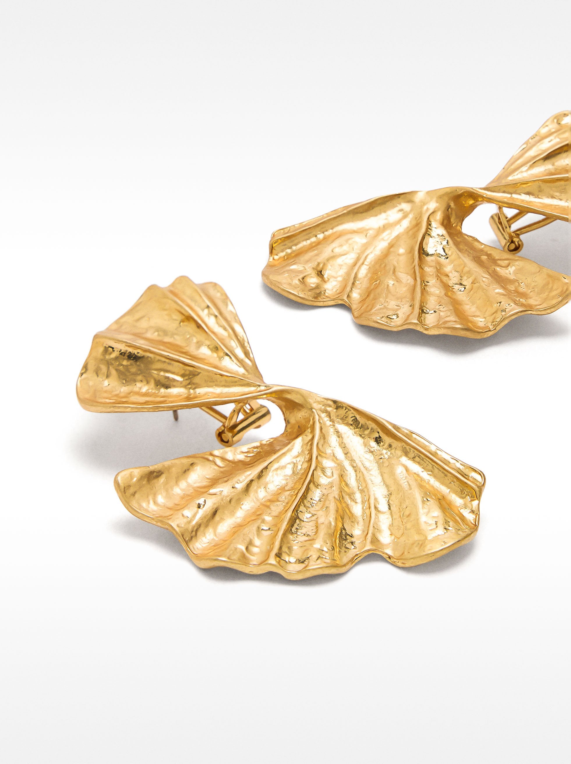 Pendientes Maxi Flor Con Relieve