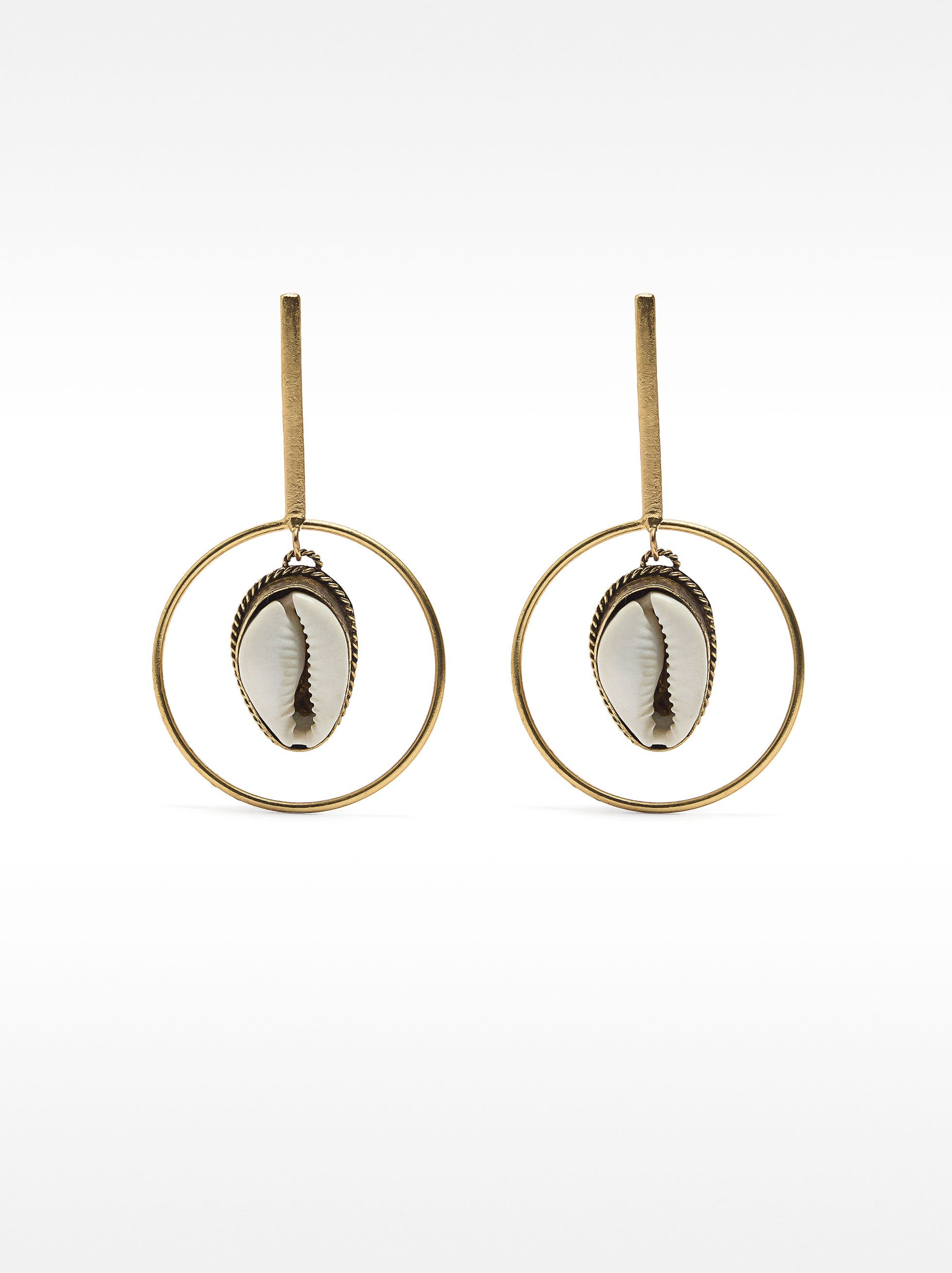 Pendientes Barra Con Aro Y Concha