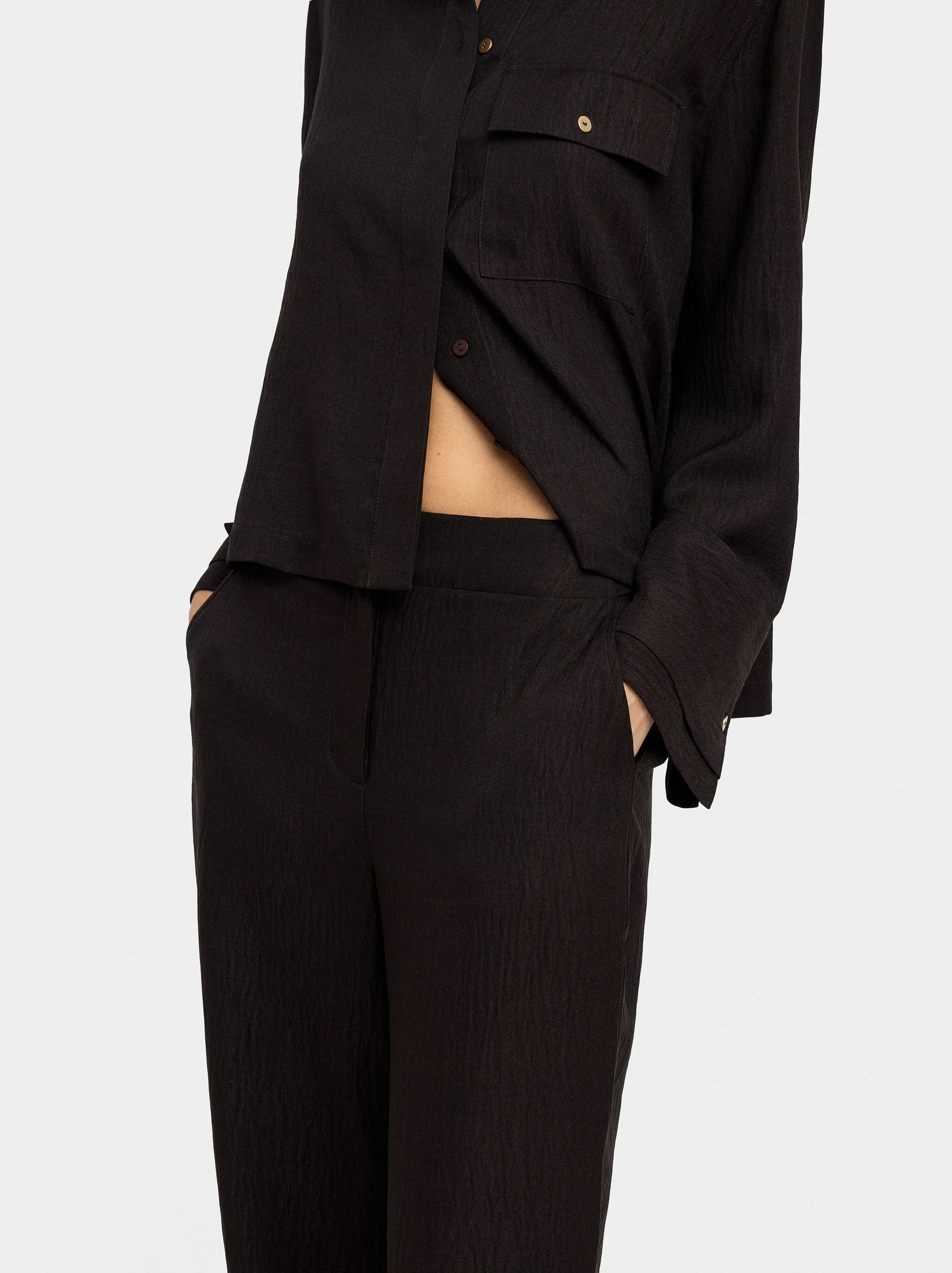 Camisa Fluida Con Efecto Arrugado