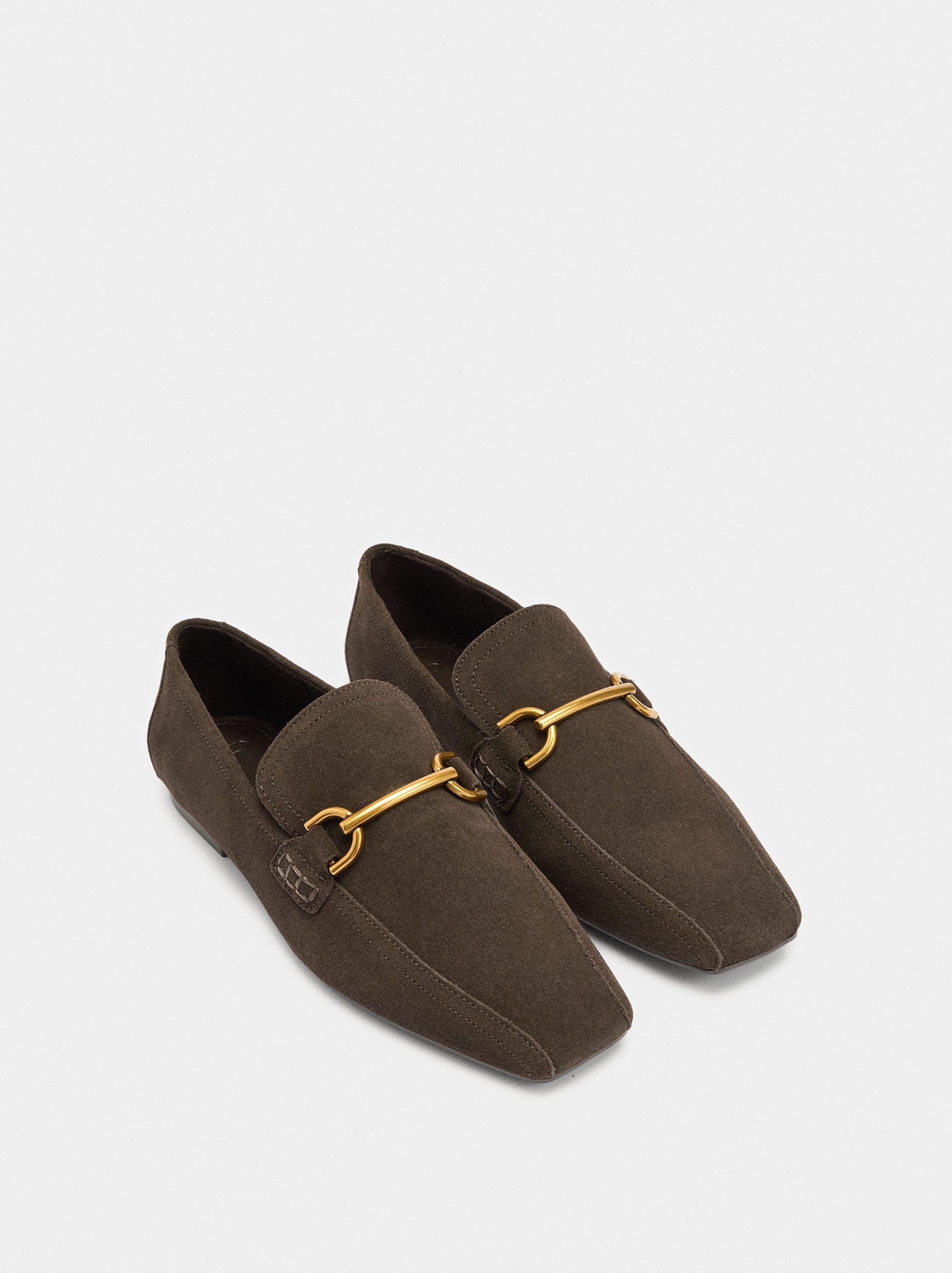 Mocasines De Piel Con Detalle Metálico