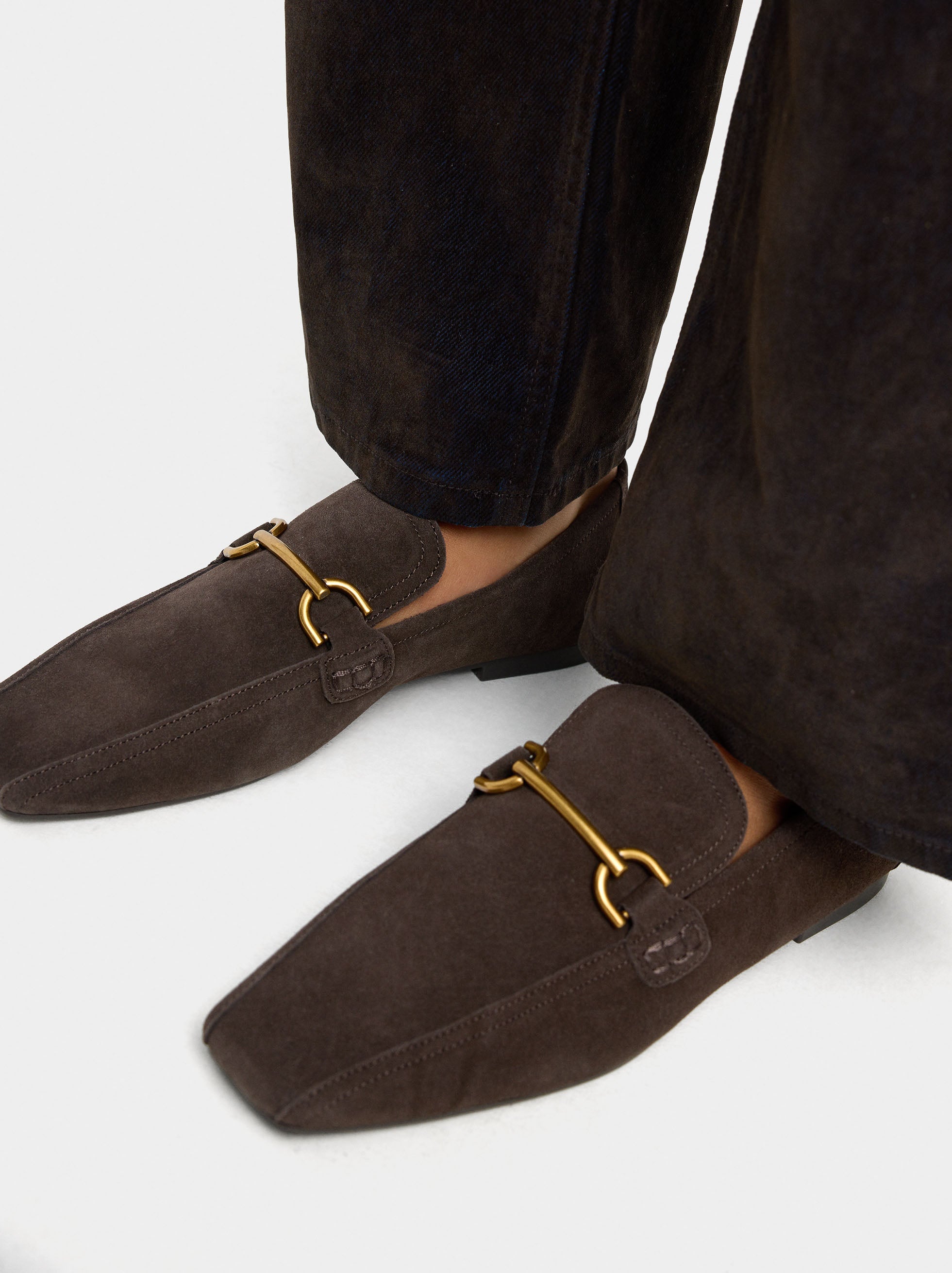Mocasines De Piel Con Detalle Metálico