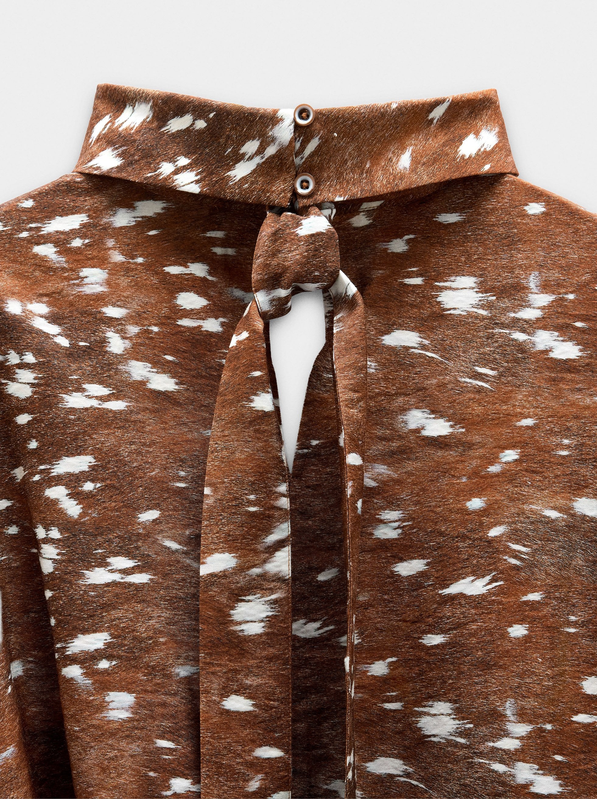 Blusa De Manga Larga Con Estampado Animal