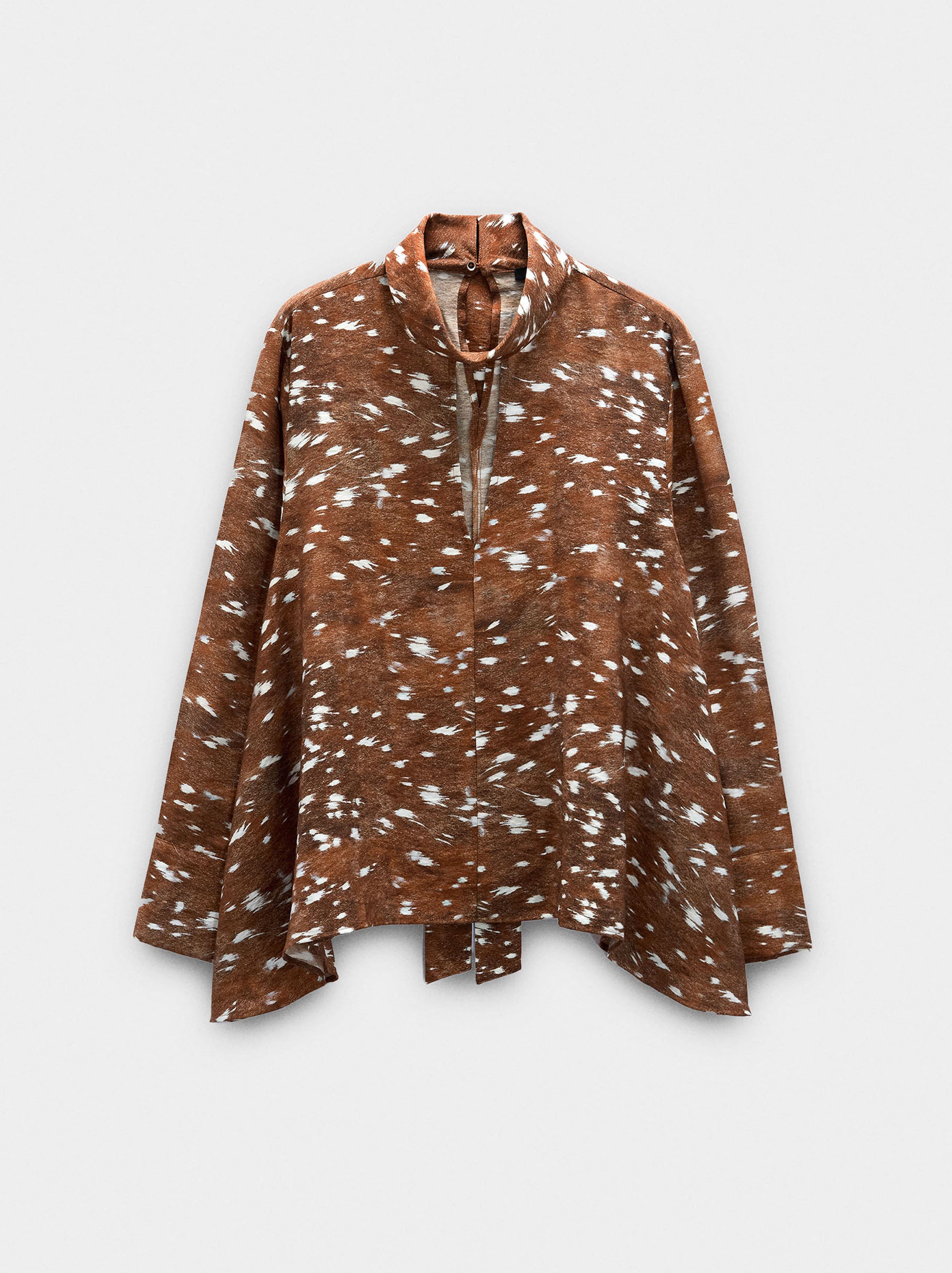 Blusa De Manga Larga Con Estampado Animal