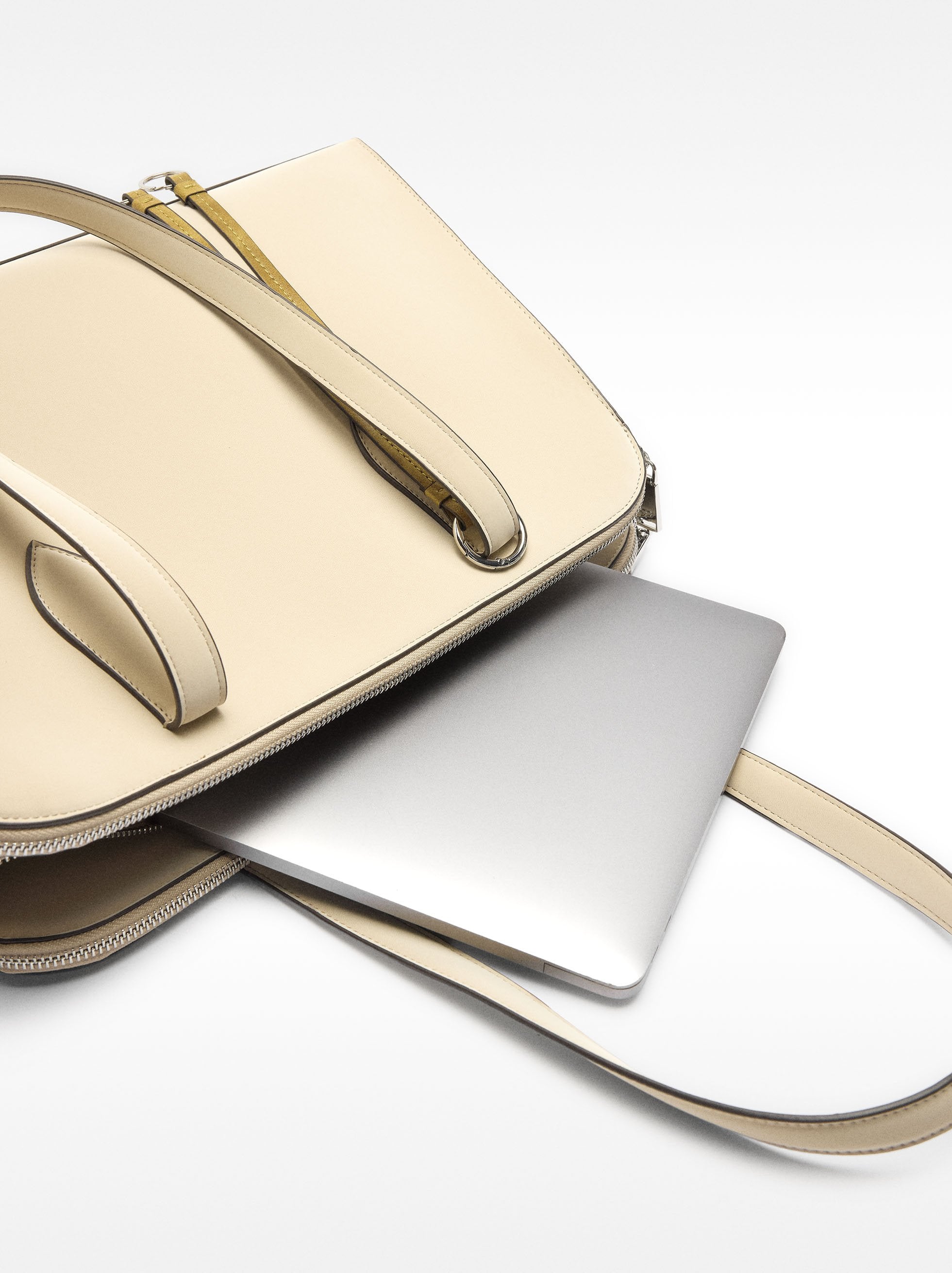 Bolso Para Portátil Textura Suave