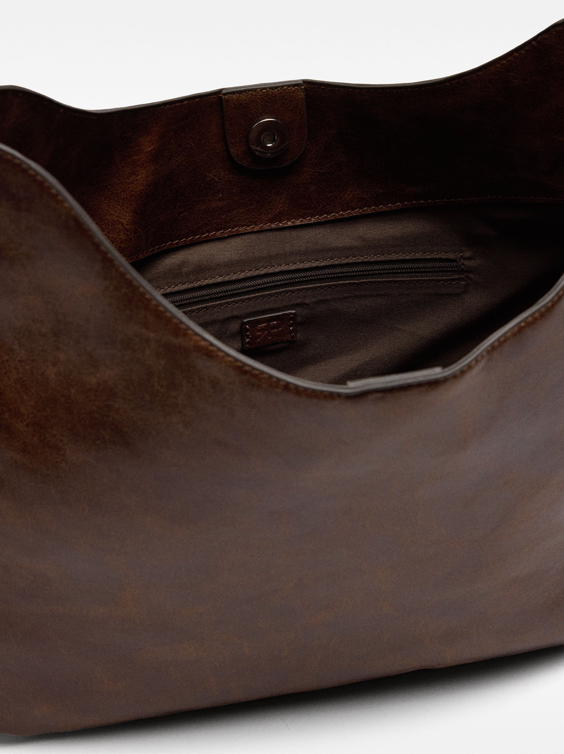 Bolso De Hombro Efecto Craquelado