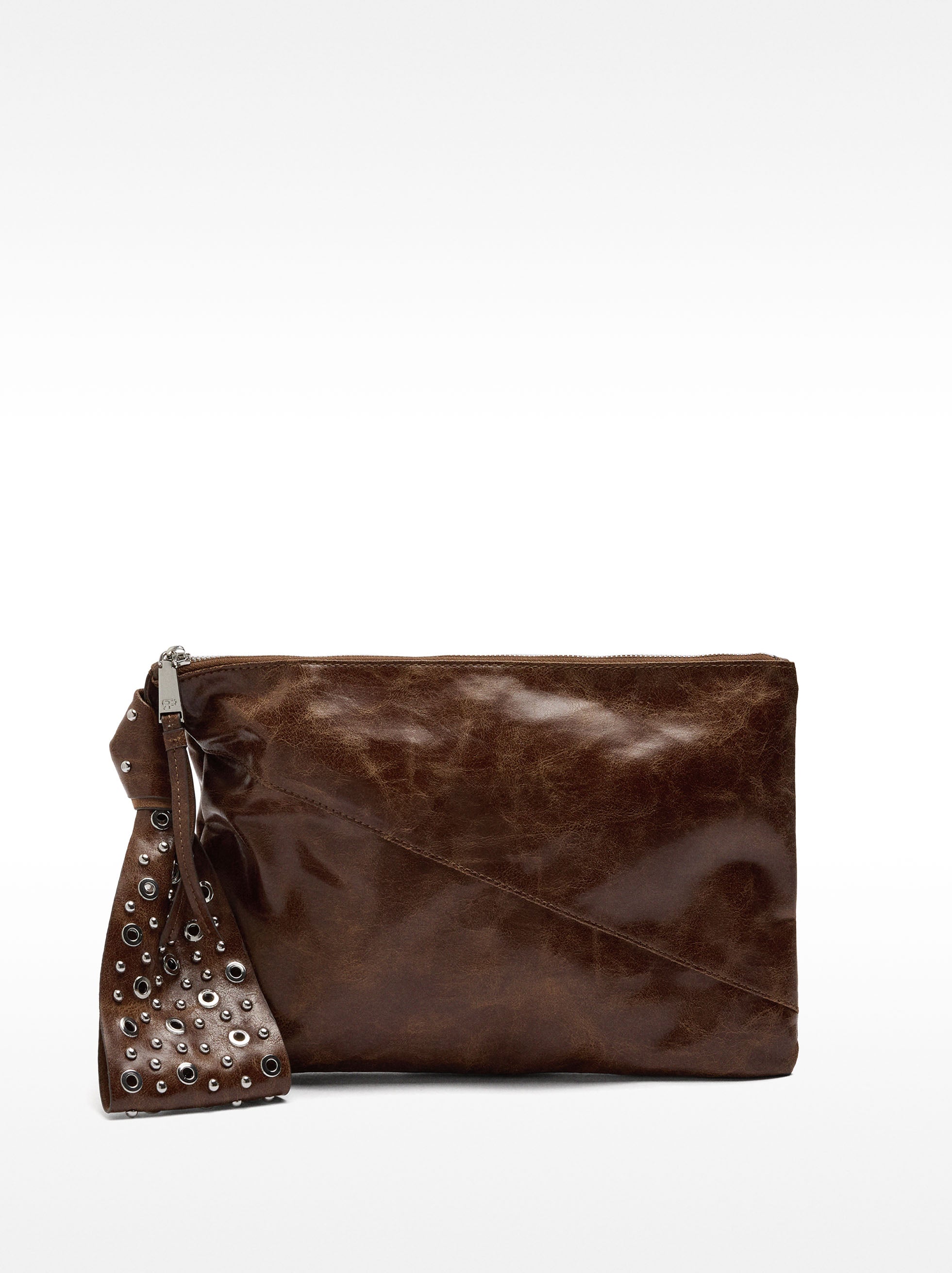 Bolso Tipo Sobre Efecto Craquelado