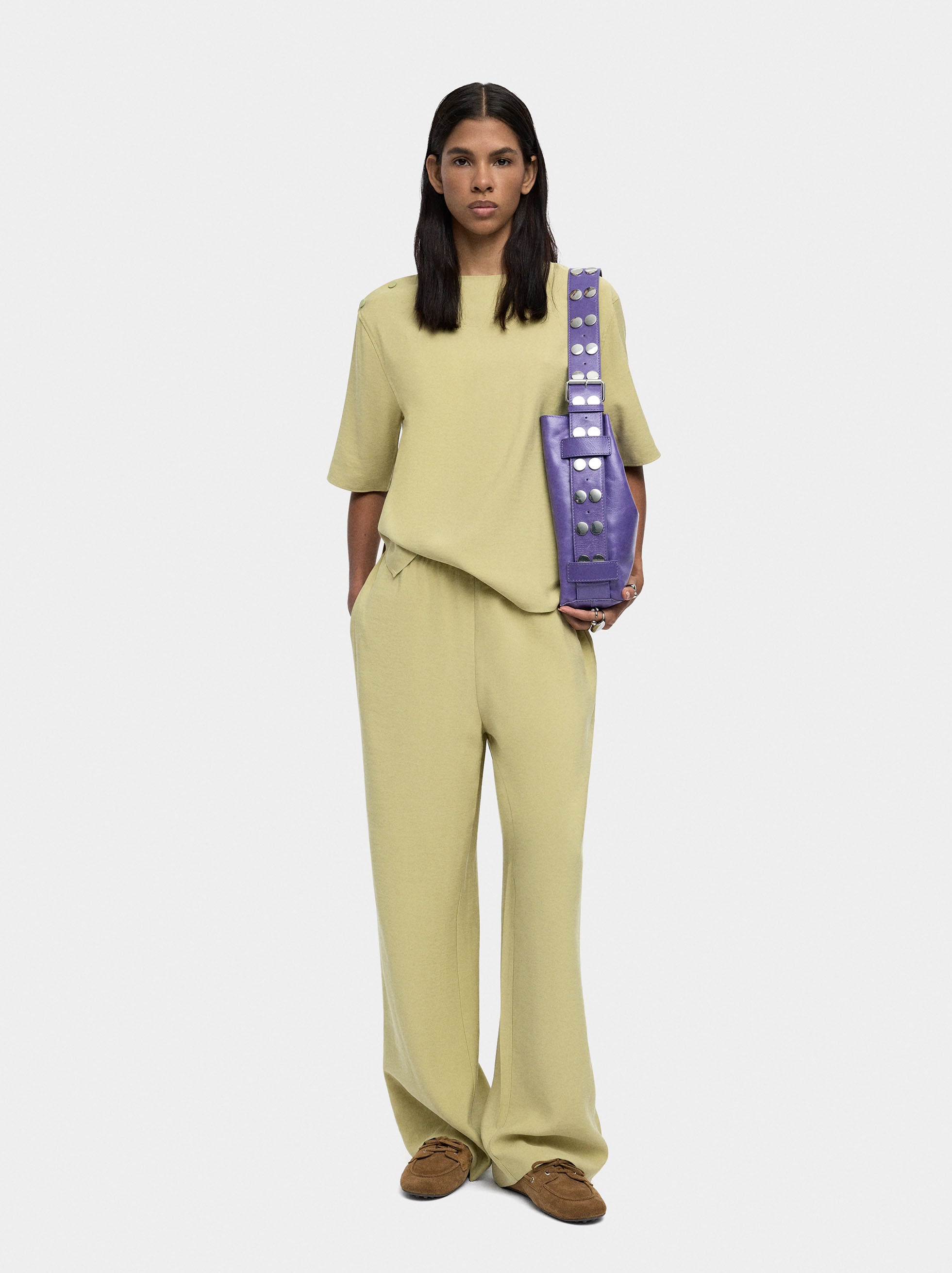 Camiseta Con Detalle De Botones