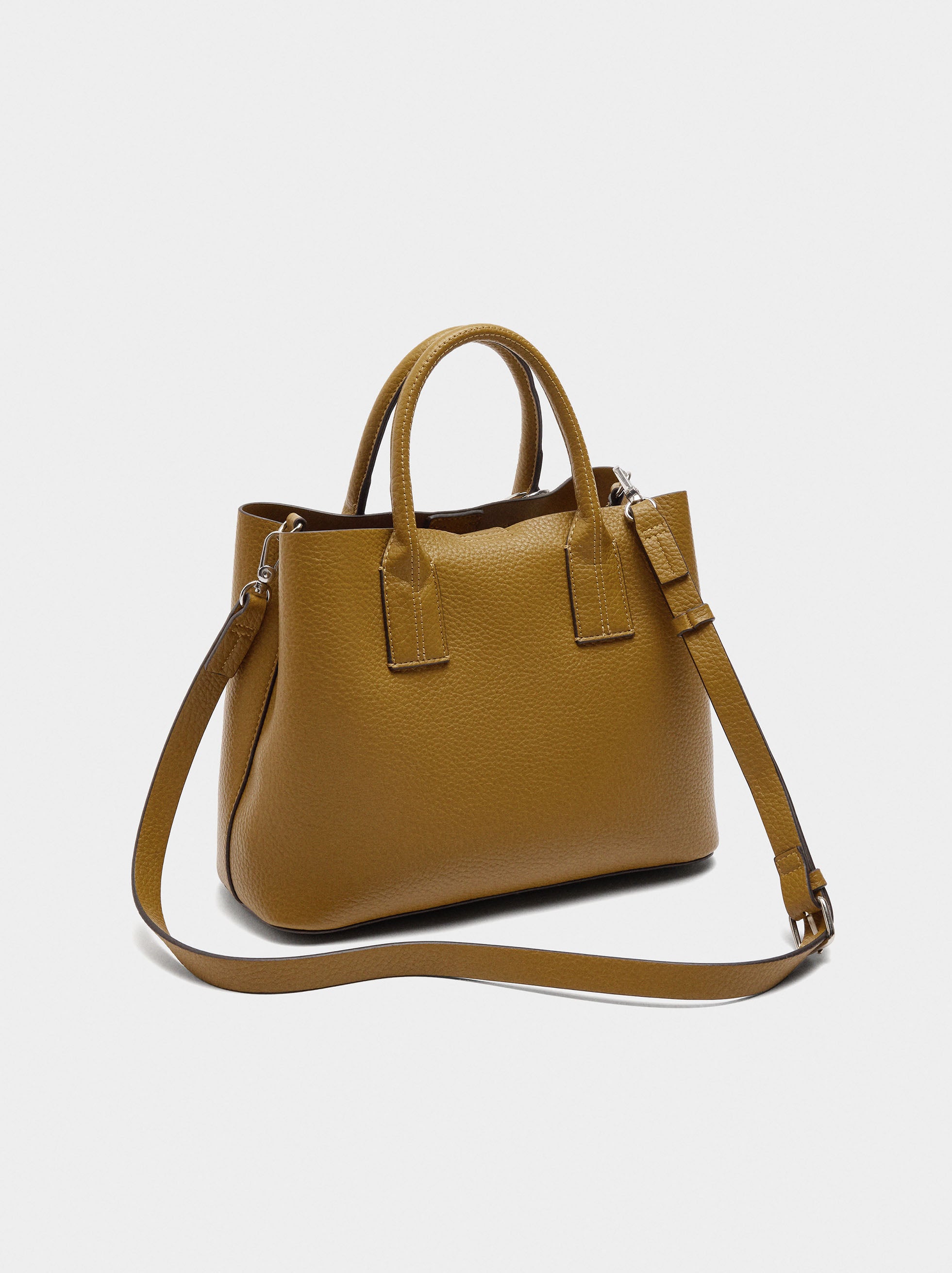 Bolso Tote Con Textura