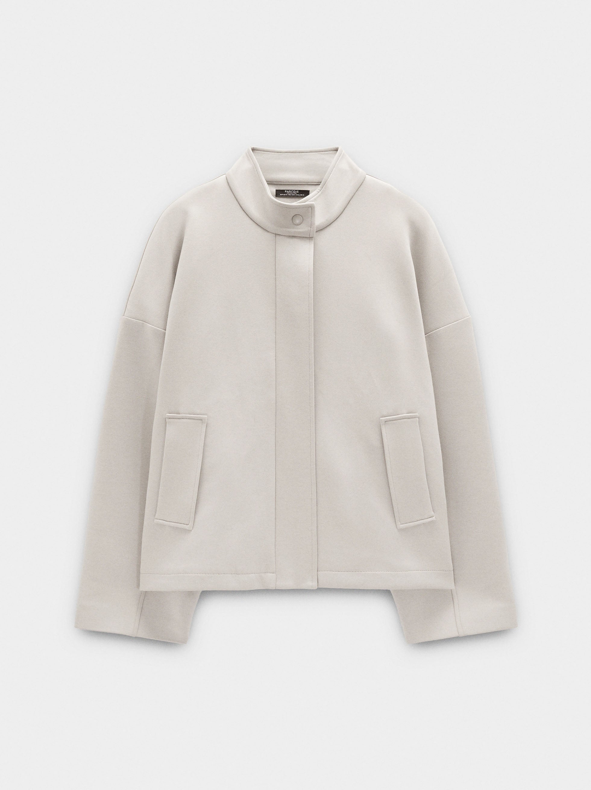 Chaqueta Leve Con Bolsillos
