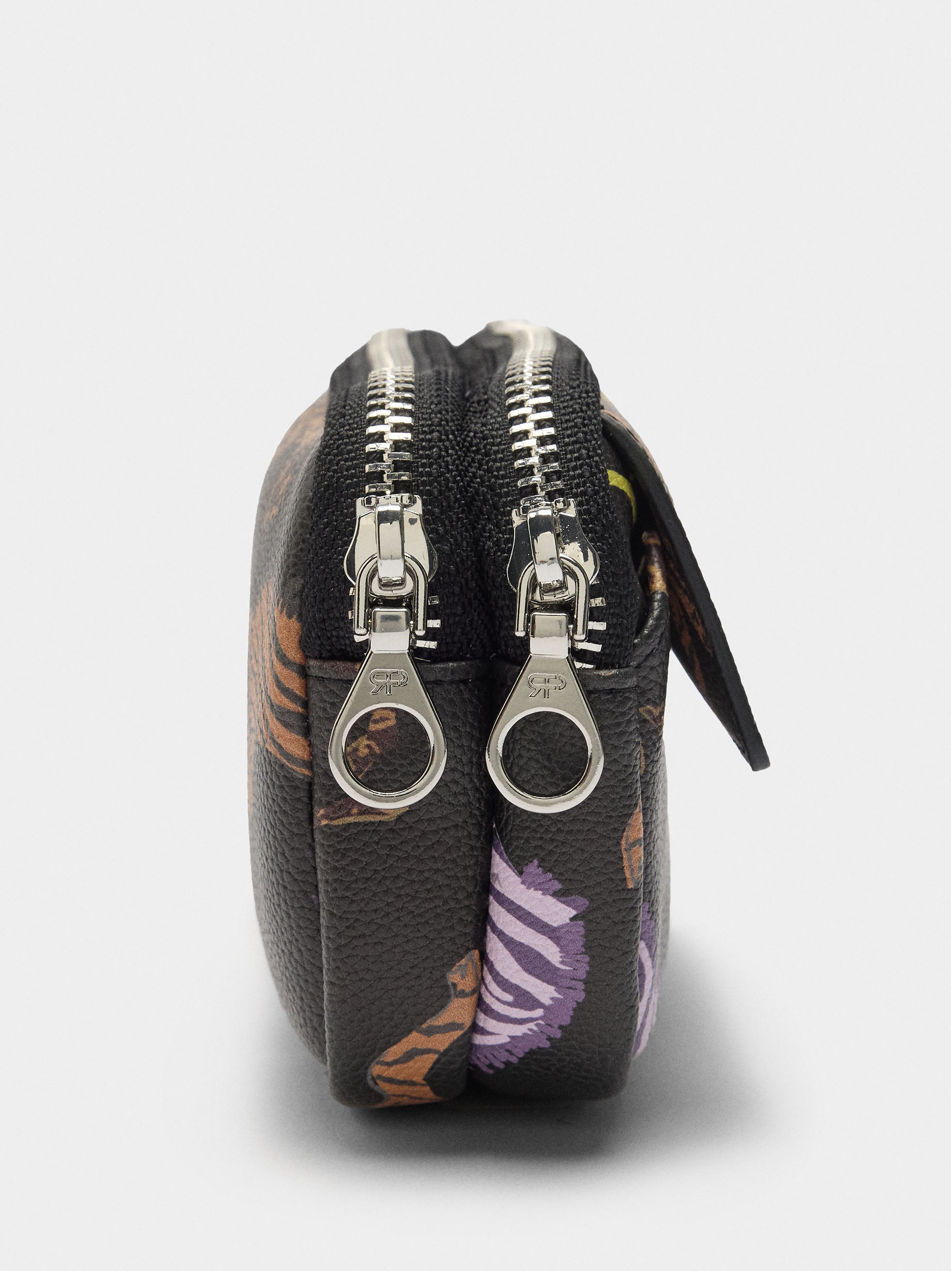 Monedero Estampado Con Textura