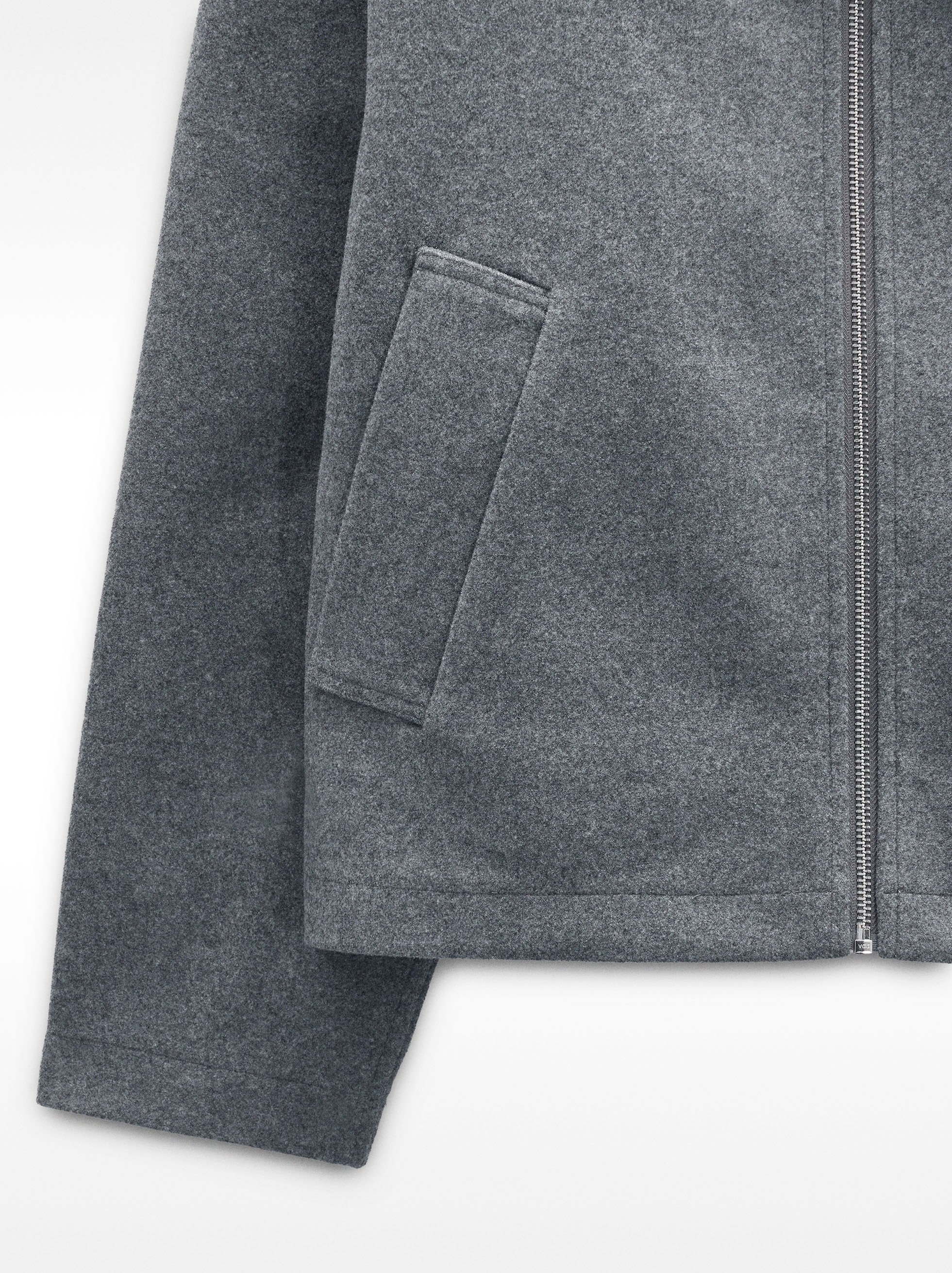 Chaqueta Ligera Con Cierre De Cremallera