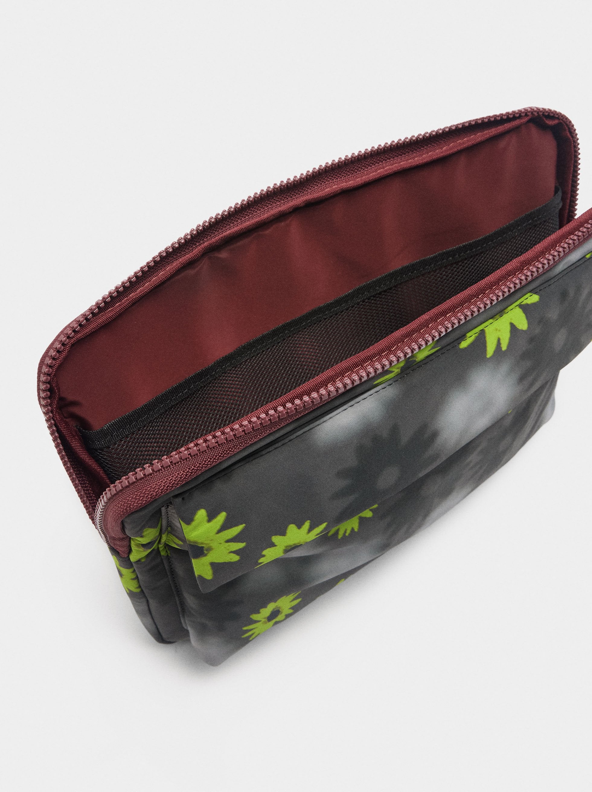 Funda Estampada De Nylon Para Portátil