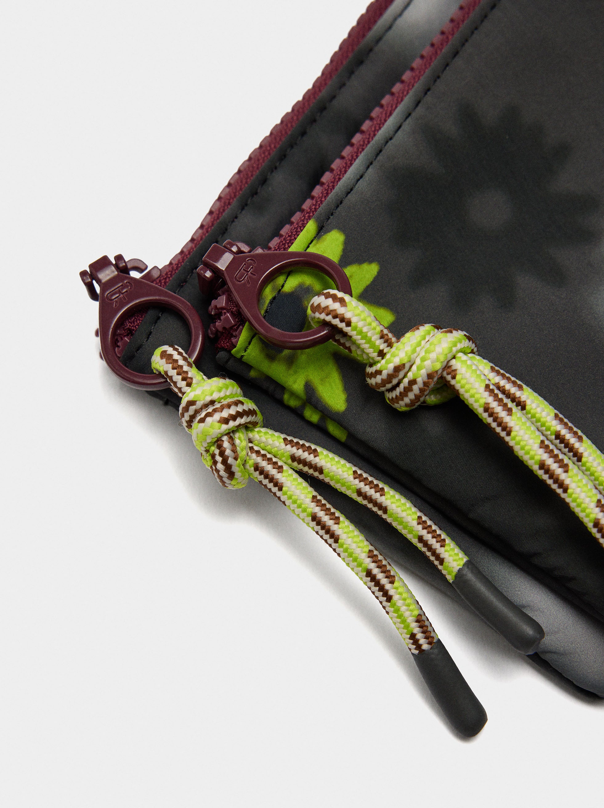 Bolsa Multiusos De Nylon Estampado Floral