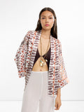 Kimono Estampado Con Textura