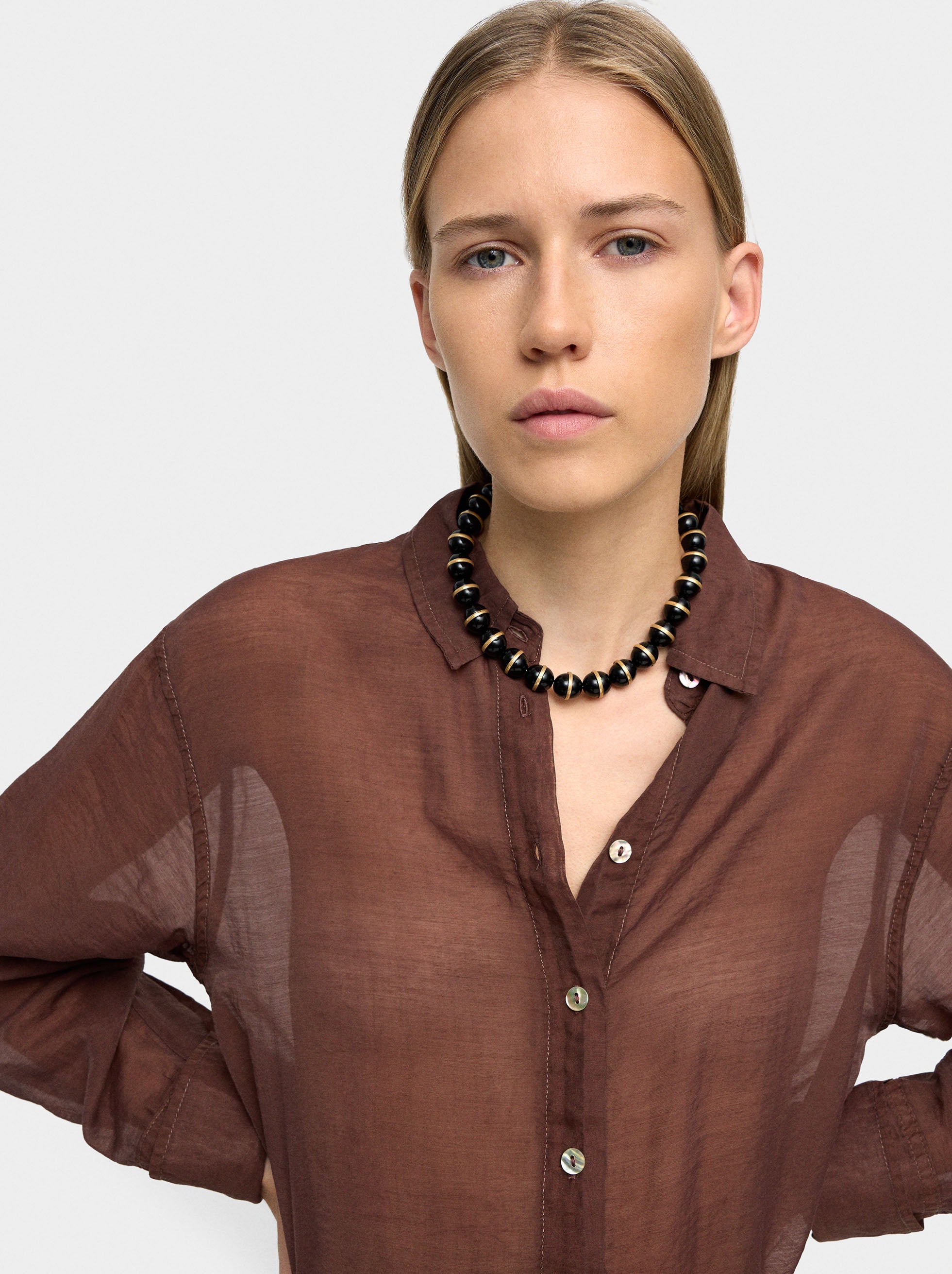 Collar Corto De Cuentas