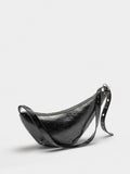 Bolso De Hombro Asimétrico Con Tachuelas