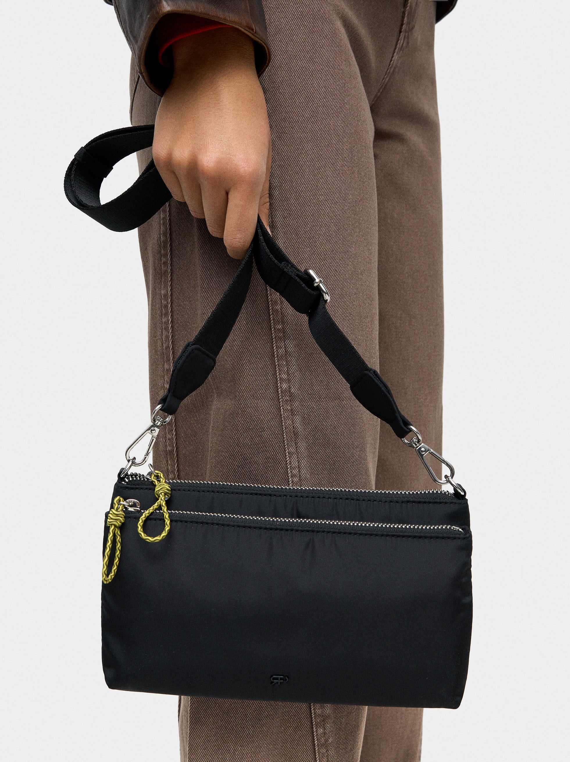 Bolso Bandolera De Nylon