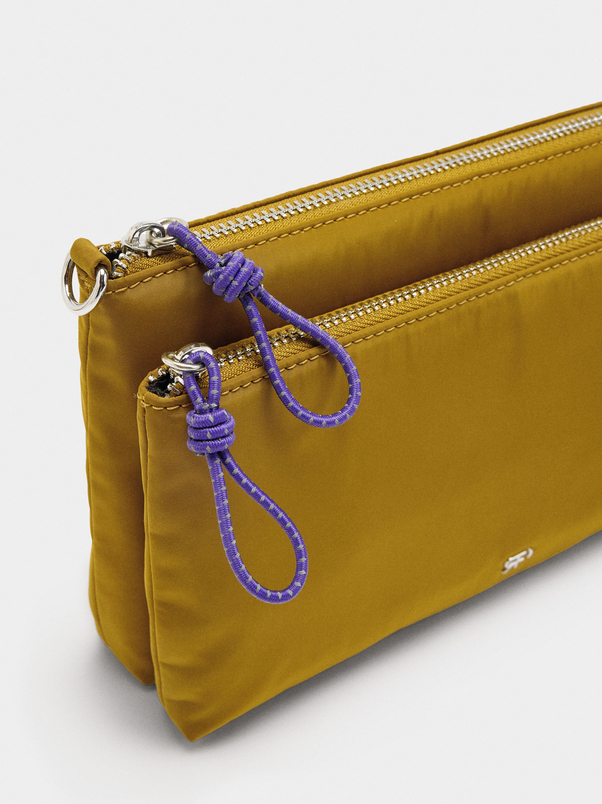 Bolso Bandolera De Nylon