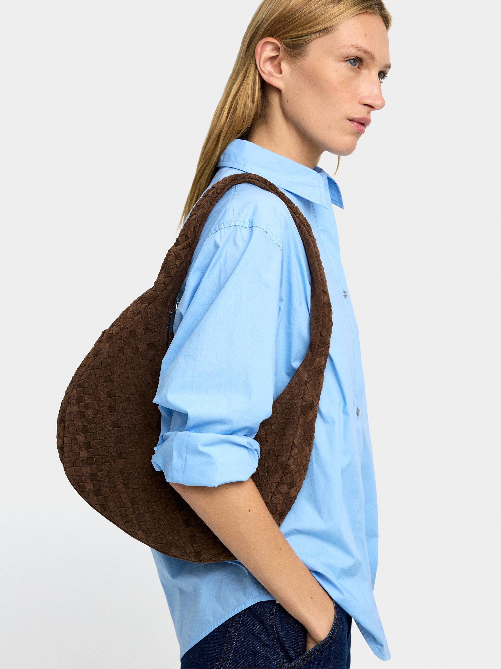 Bolso Hobo De Piel Trenzada