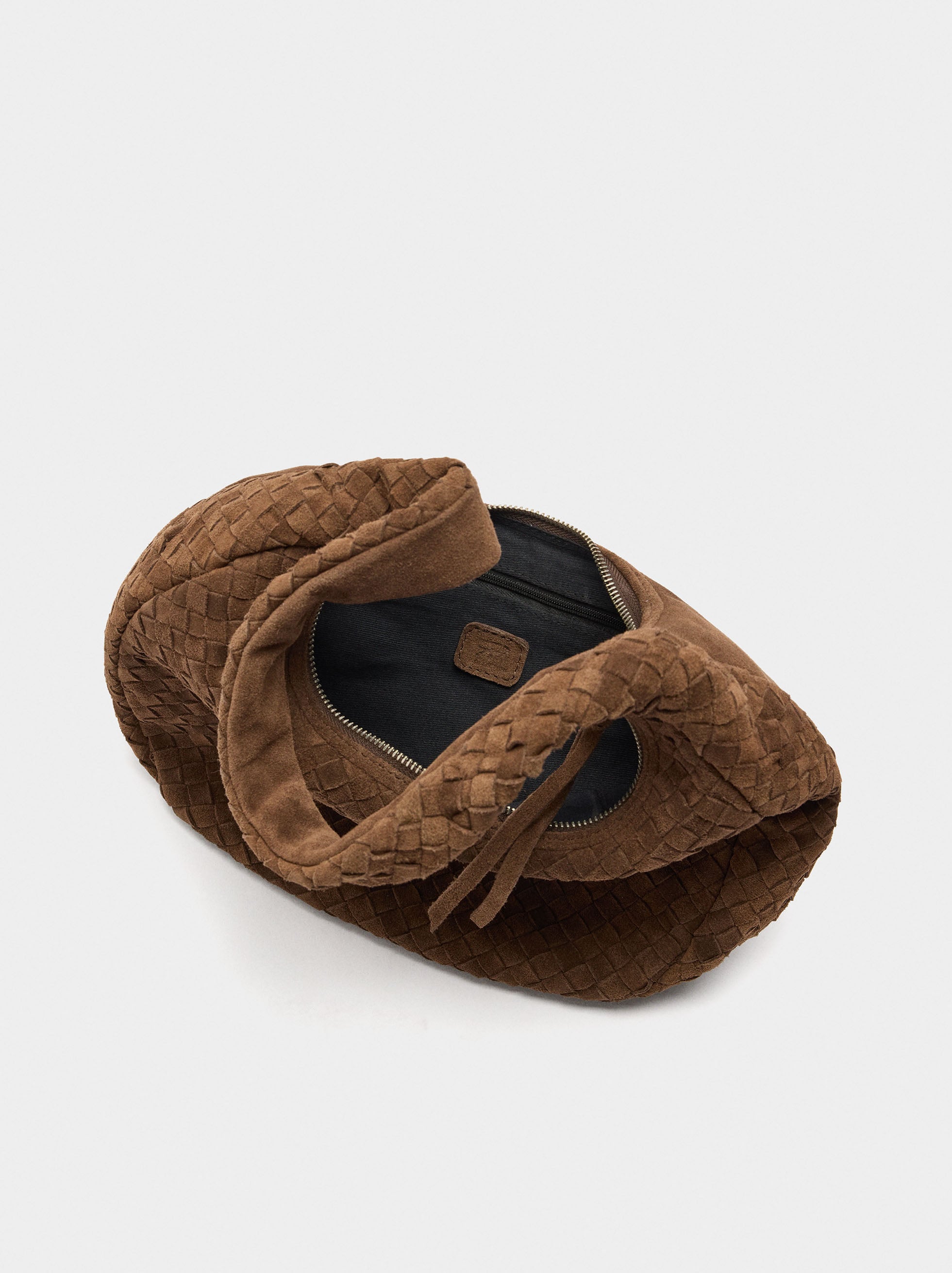 Bolso Hobo De Piel Trenzada