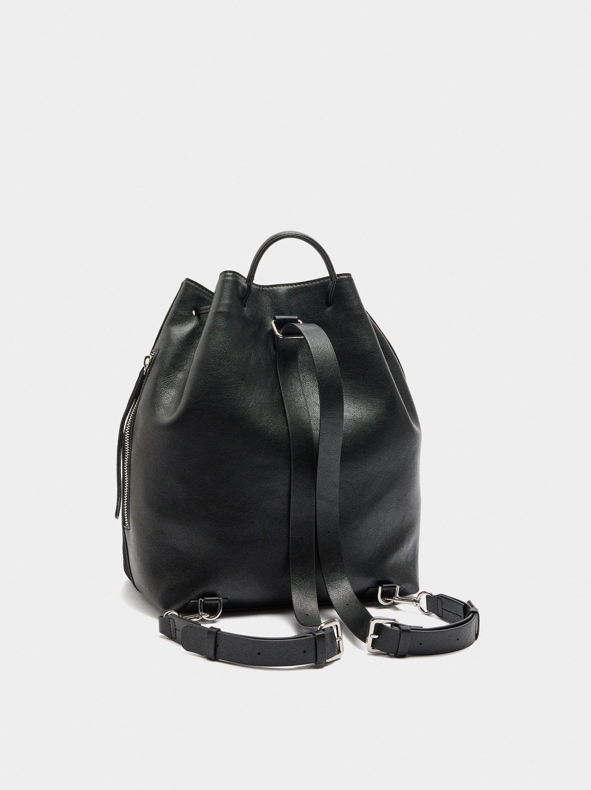 Mochila Con Piel