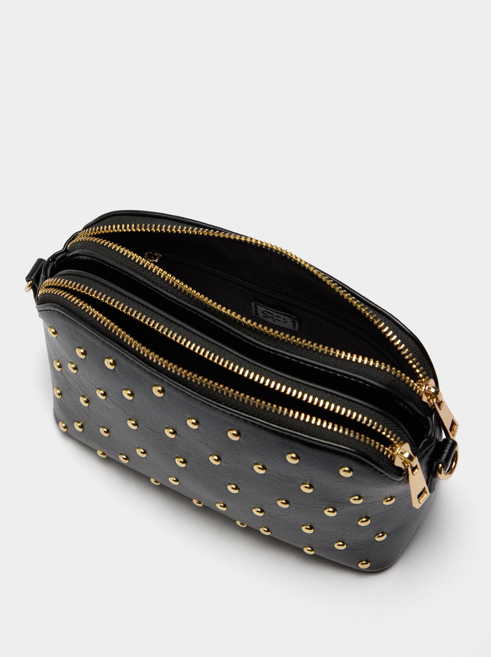 Bolso Bandolera Con Tachuelas