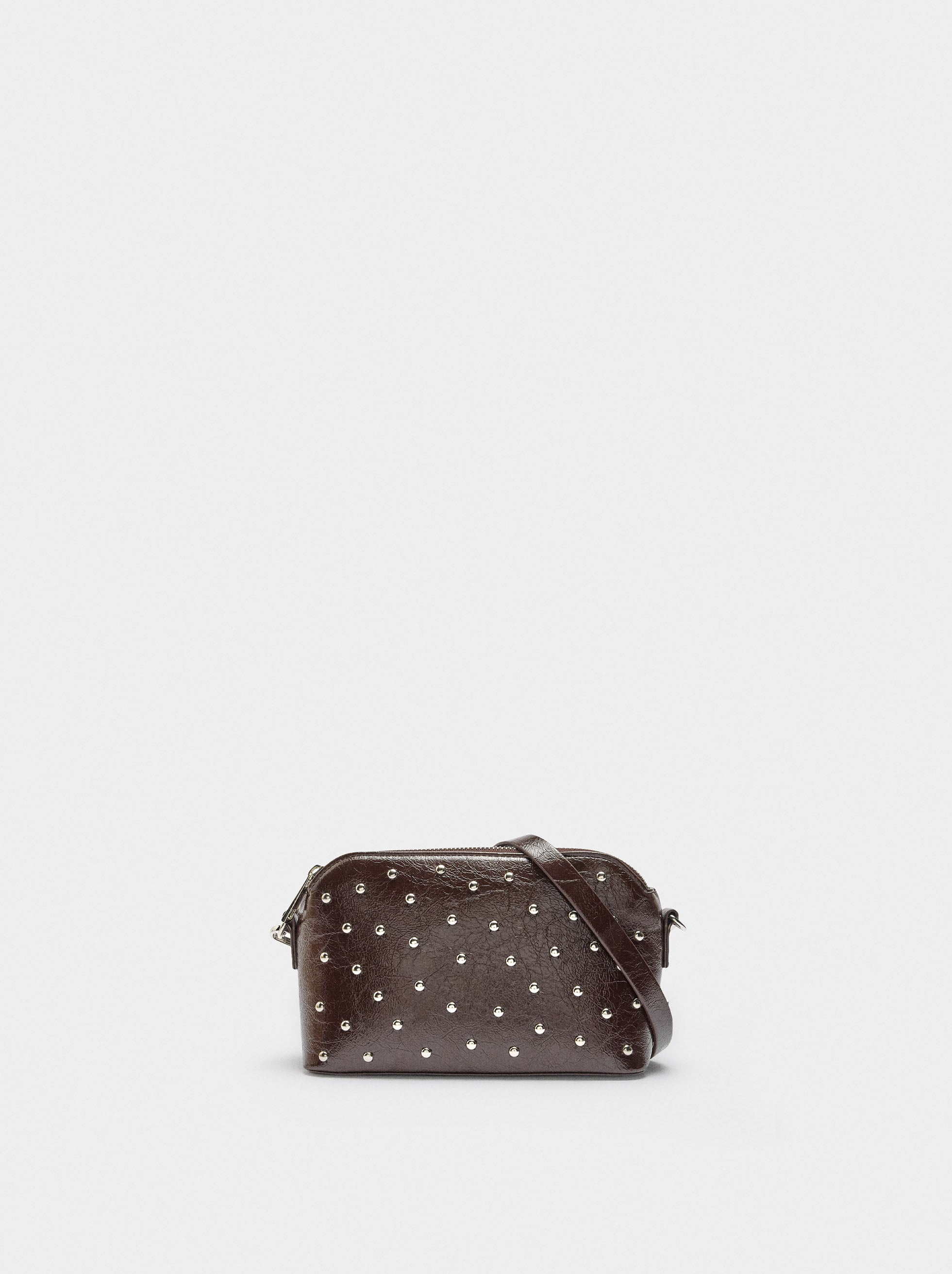 Bolso Bandolera Con Tachuelas