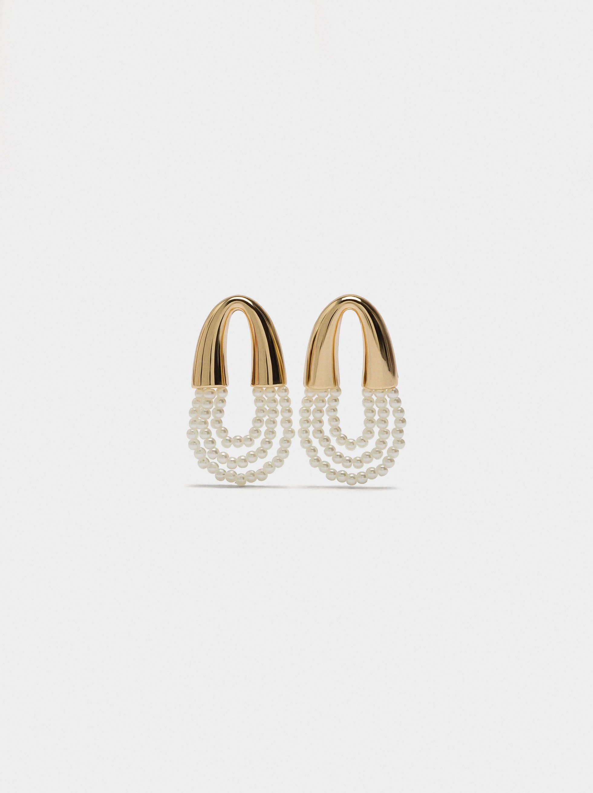 Pendientes De Arco Con Perlas
