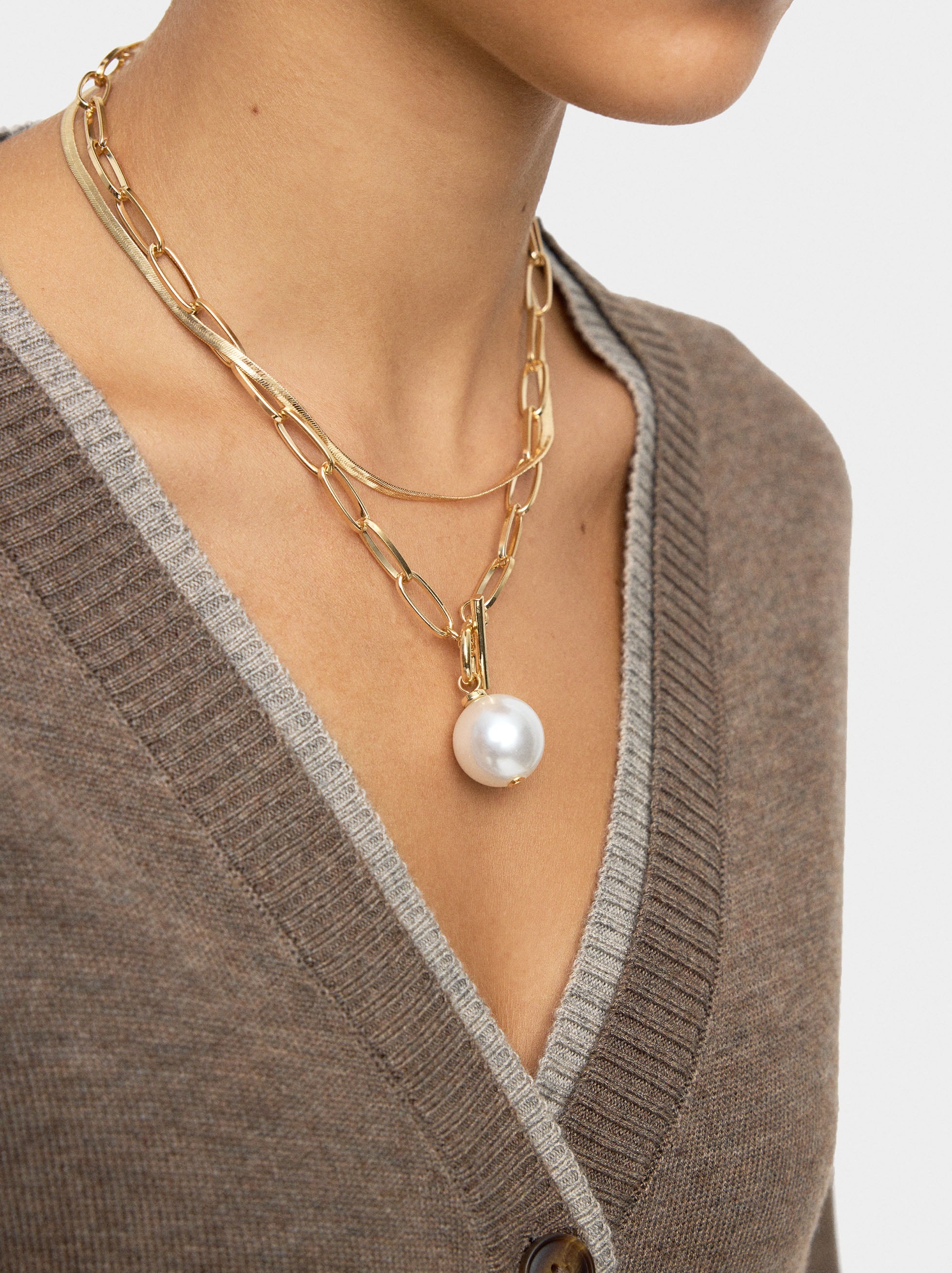 Set De Collares Cortos Con Colgante De Perla