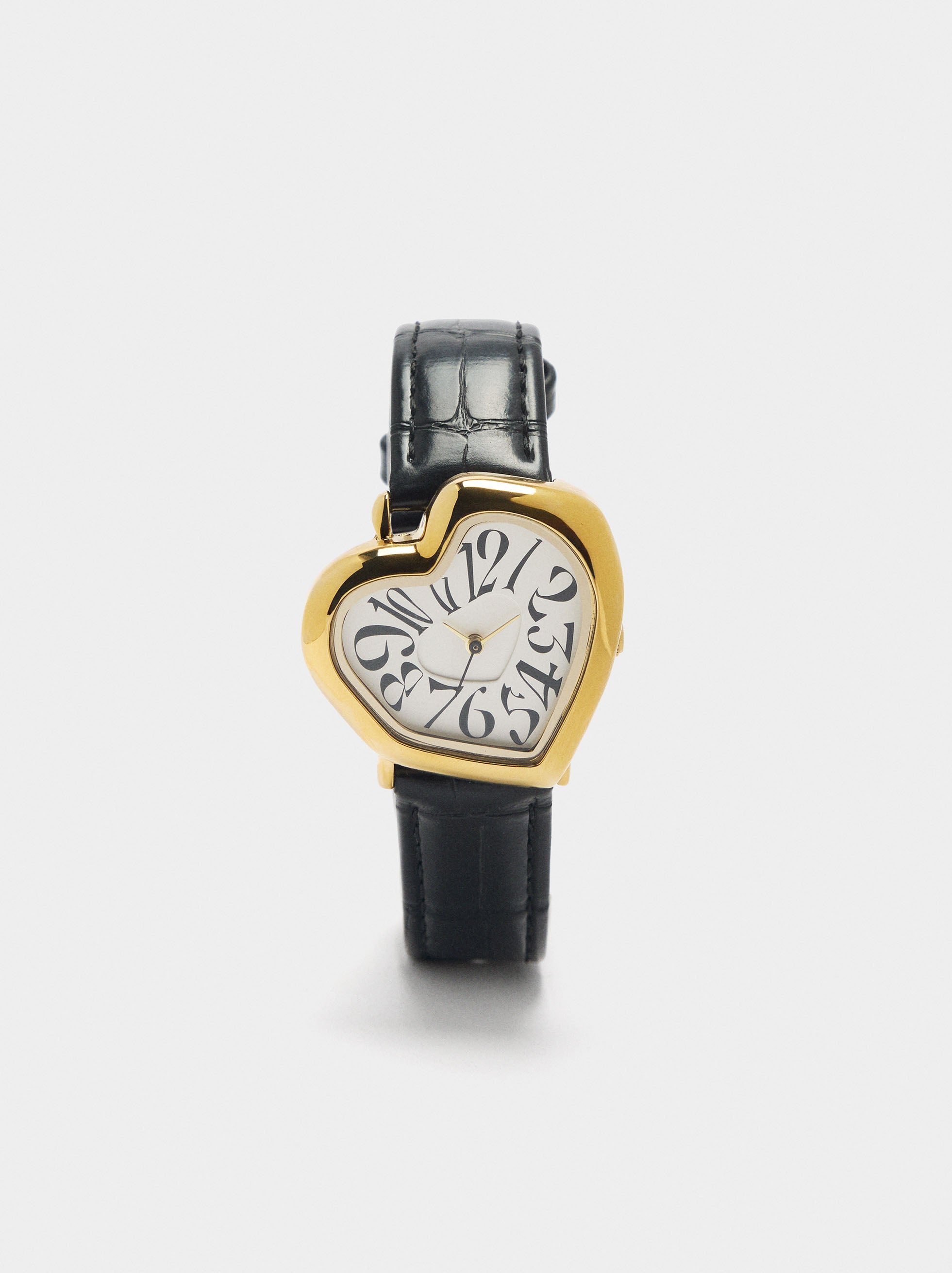 Reloj Con Esfera En Forma De Corazón