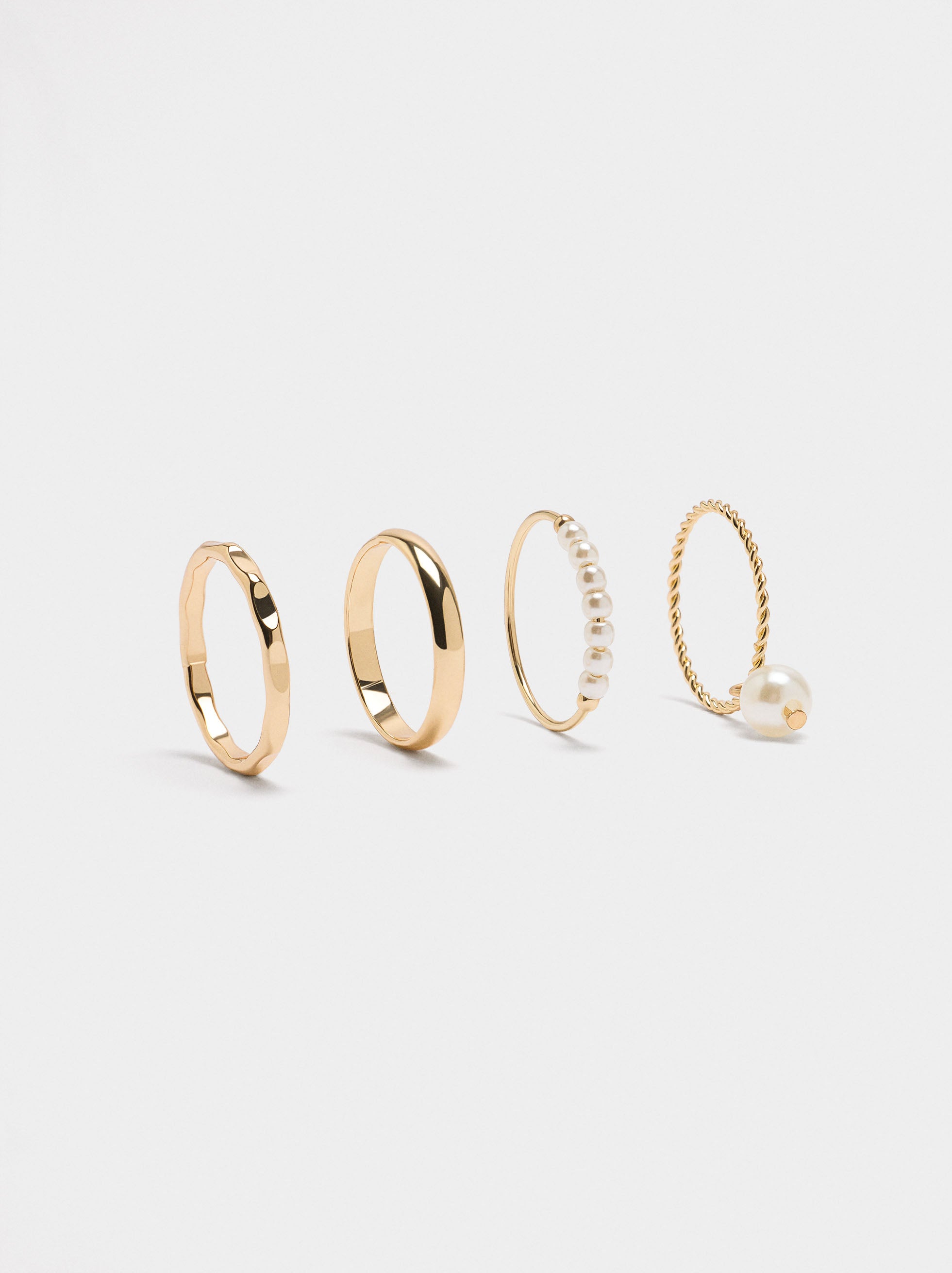 Set De Anillos Con Perlas