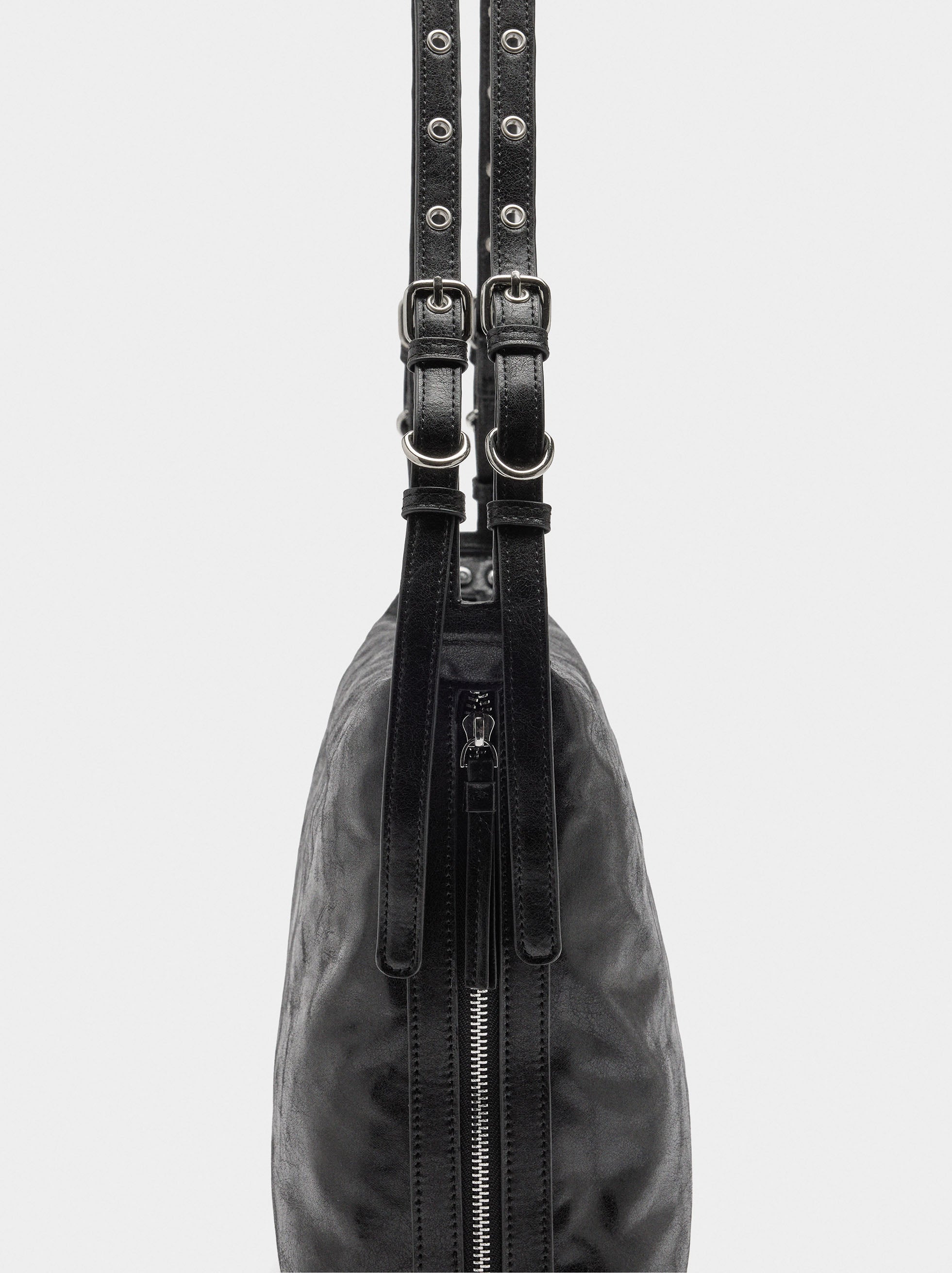 Bolso De Hombro Con Tachuelas