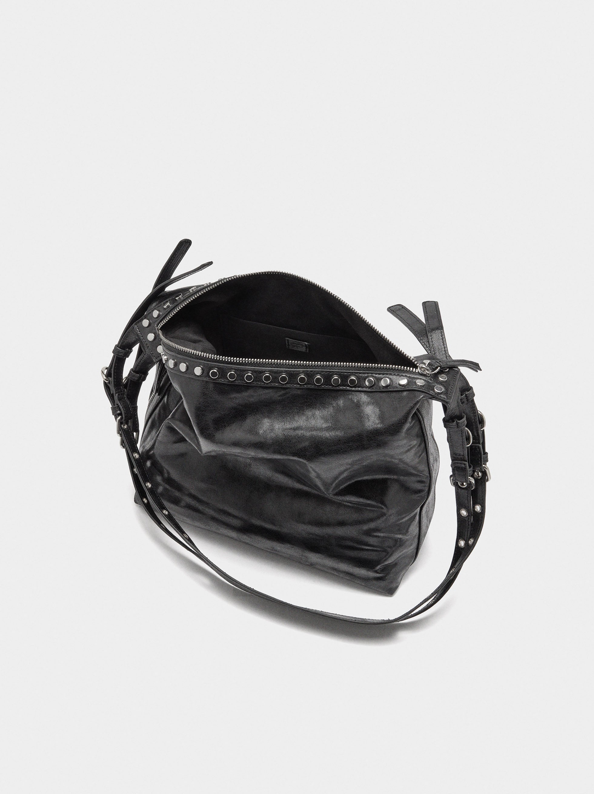 Bolso De Hombro Con Tachuelas