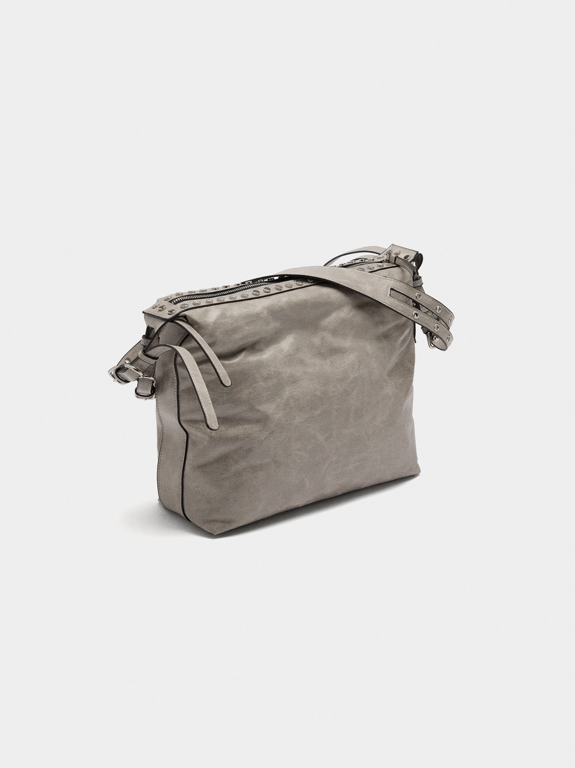 Bolso De Hombro Con Tachuelas