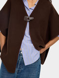 Poncho De Punto Con Hebilla