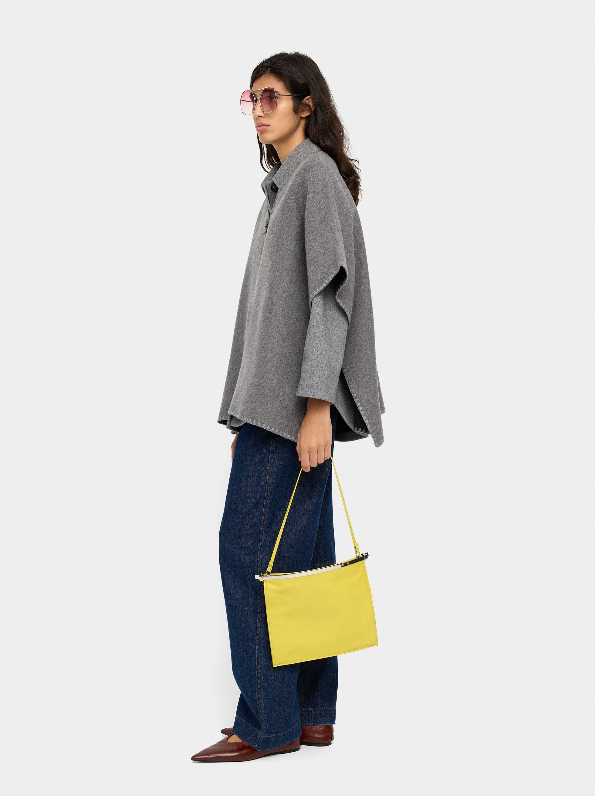 Poncho De Punto Con Hebilla