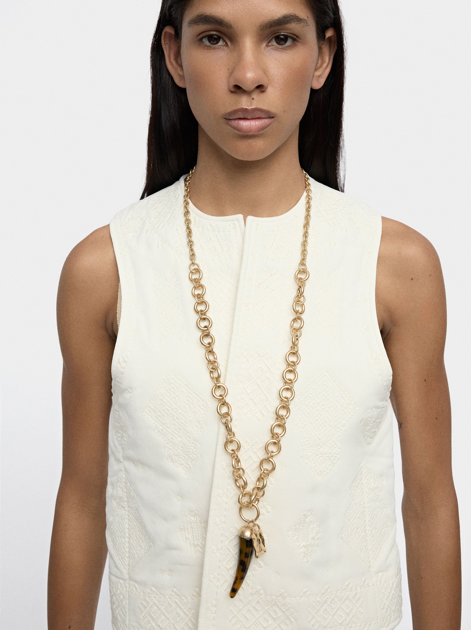 Collar Largo Con Colgante Efecto Carey