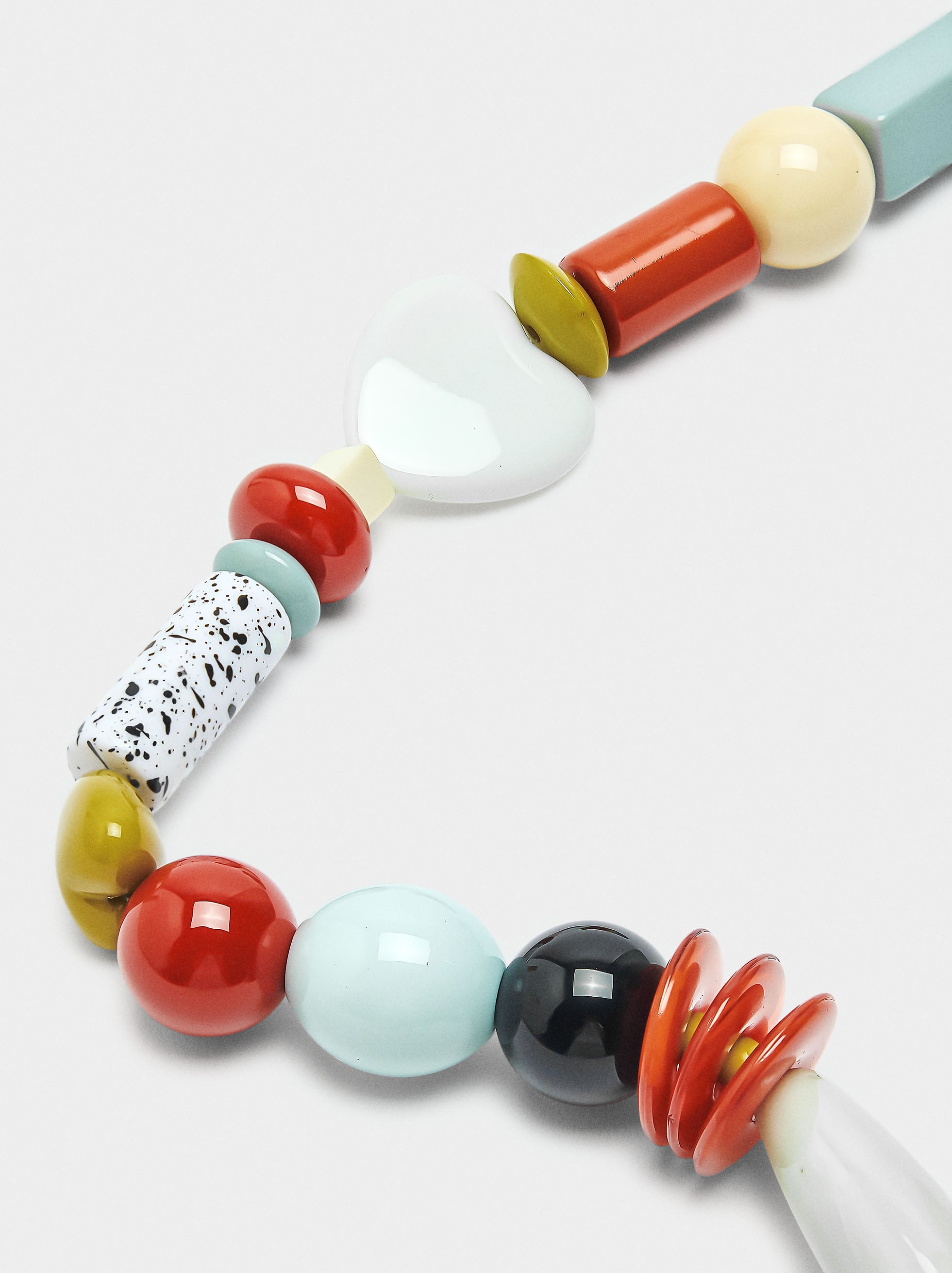 Collar Corto De Cuentas Multicolor