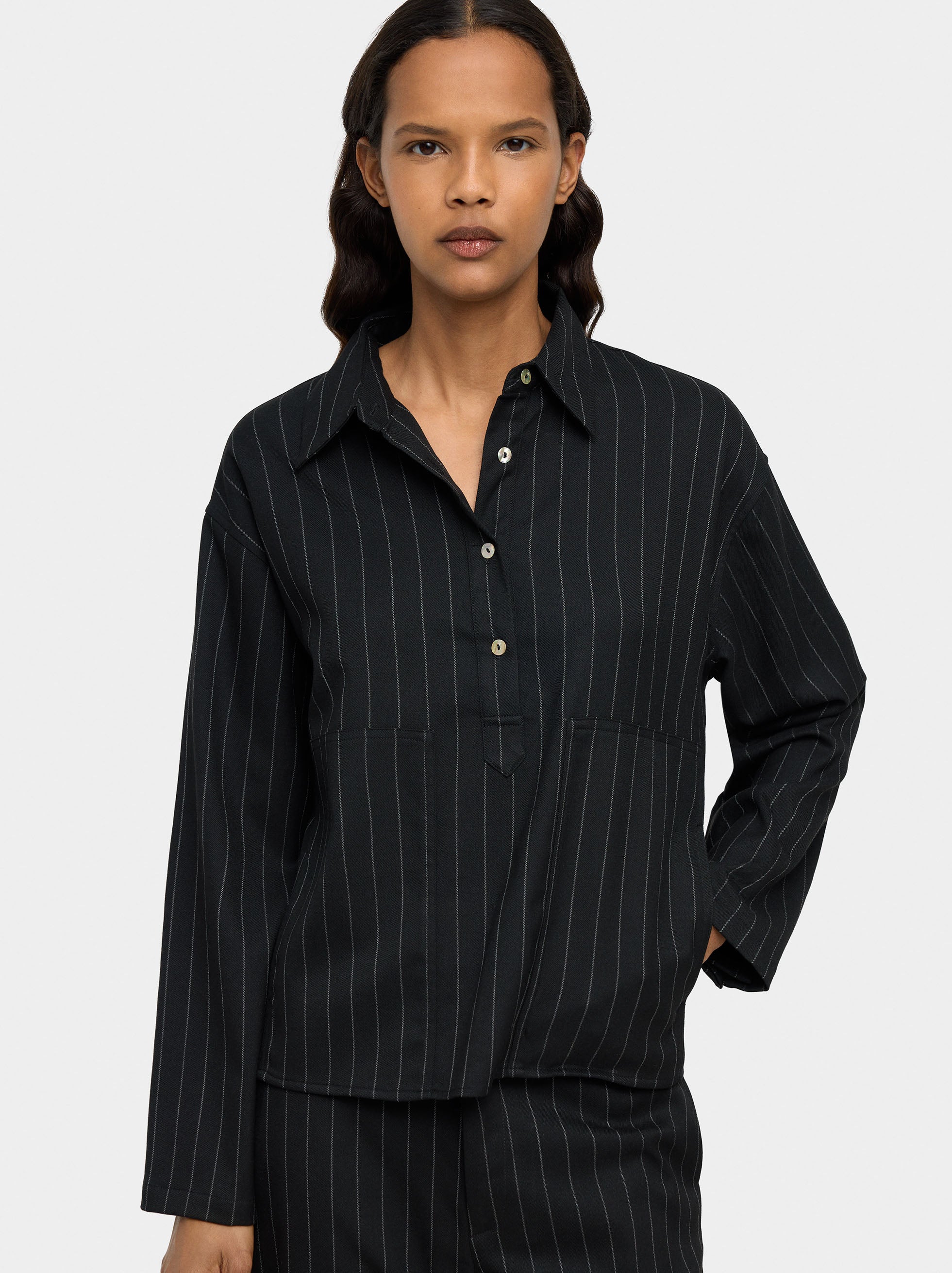 Camisa Con Raya Diplomática