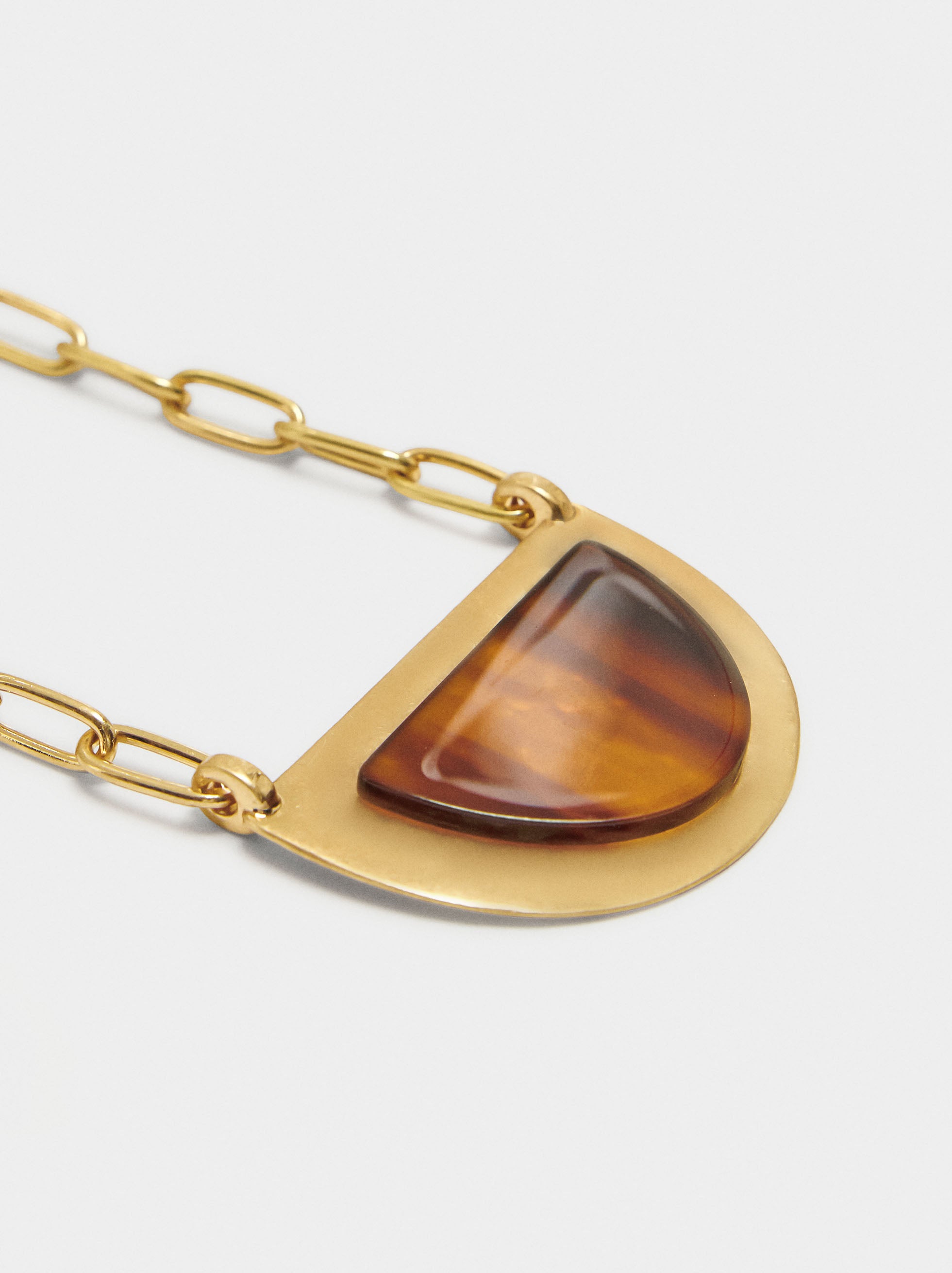 Collar Corto Con Colgante Efecto Piedra