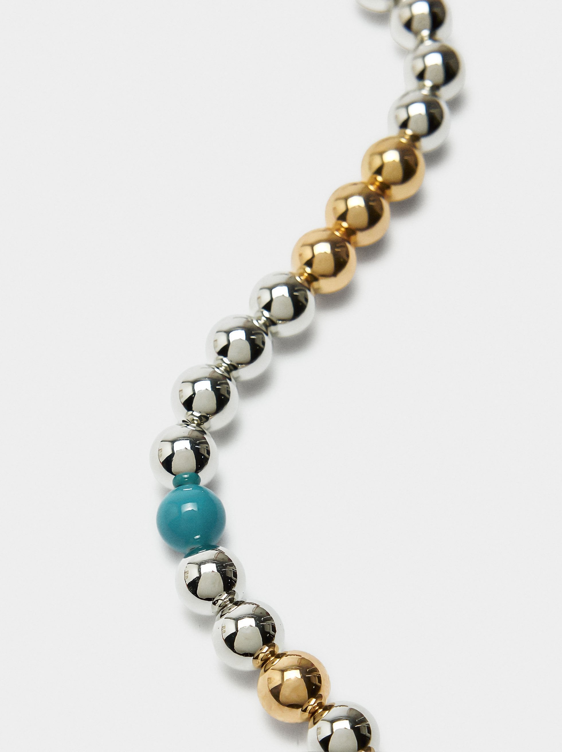Collar Corto Con Abalorios
